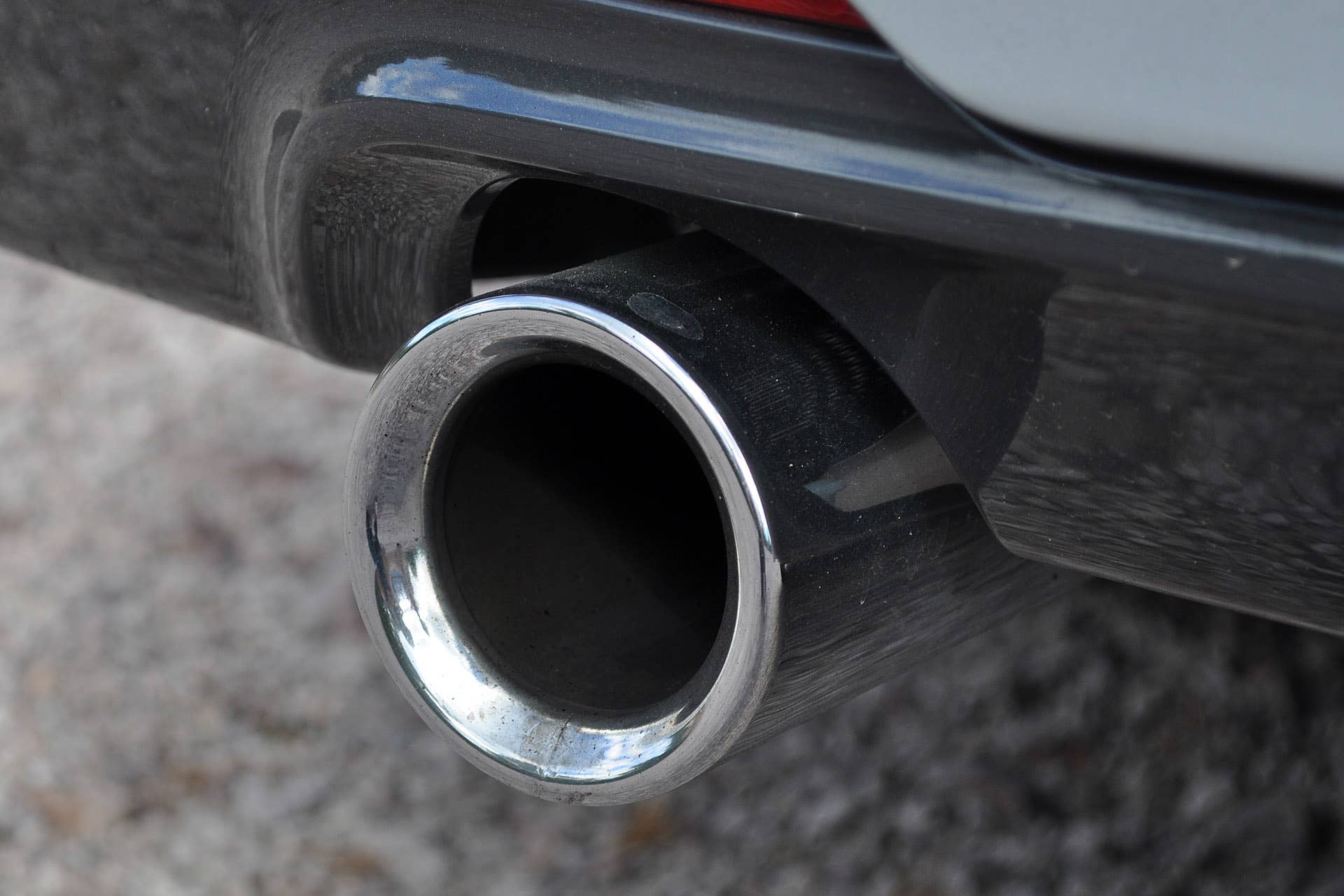 2016 BMW 3 Series exhaust tip