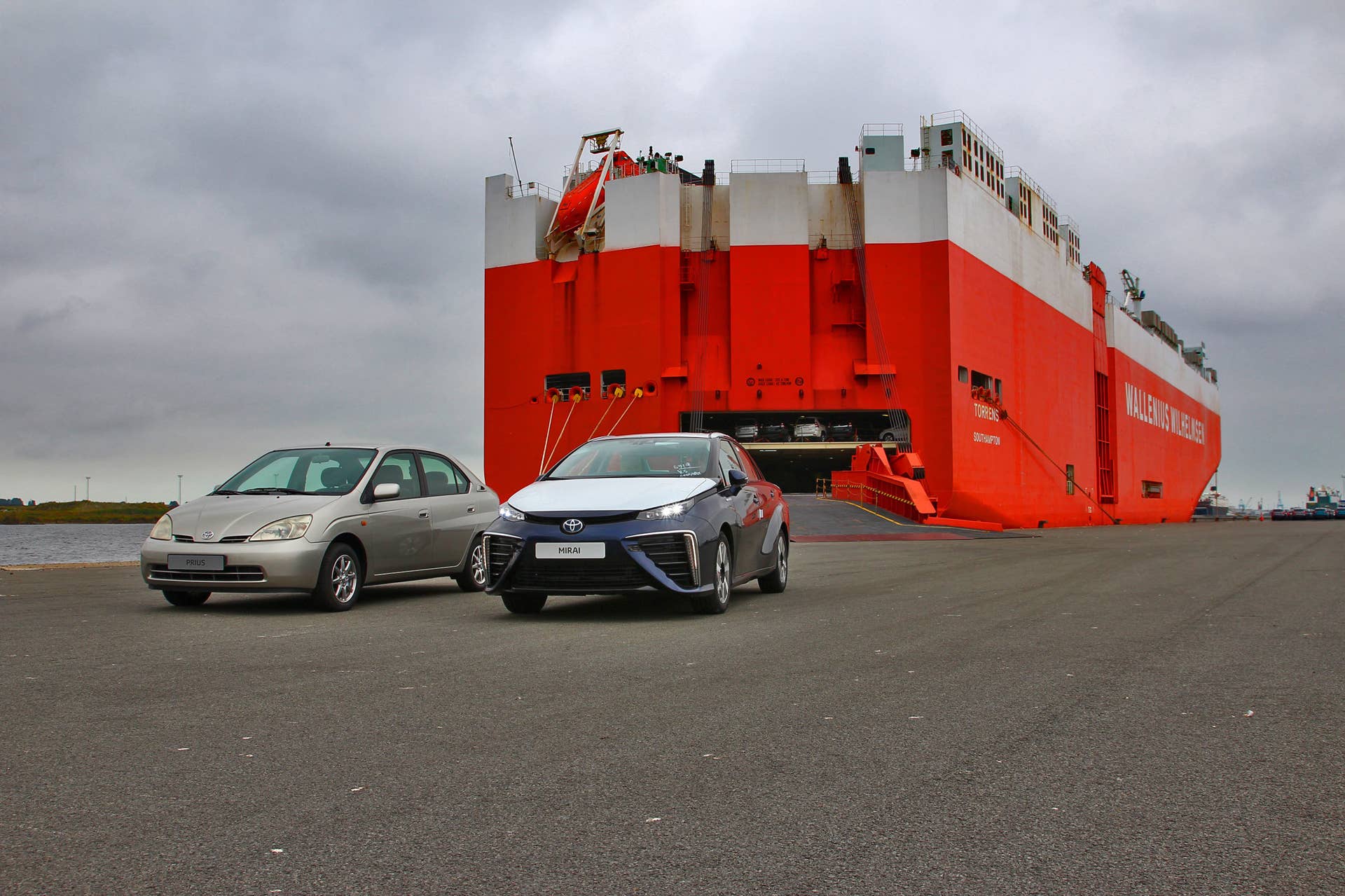 toyota mirai and original toyota prius