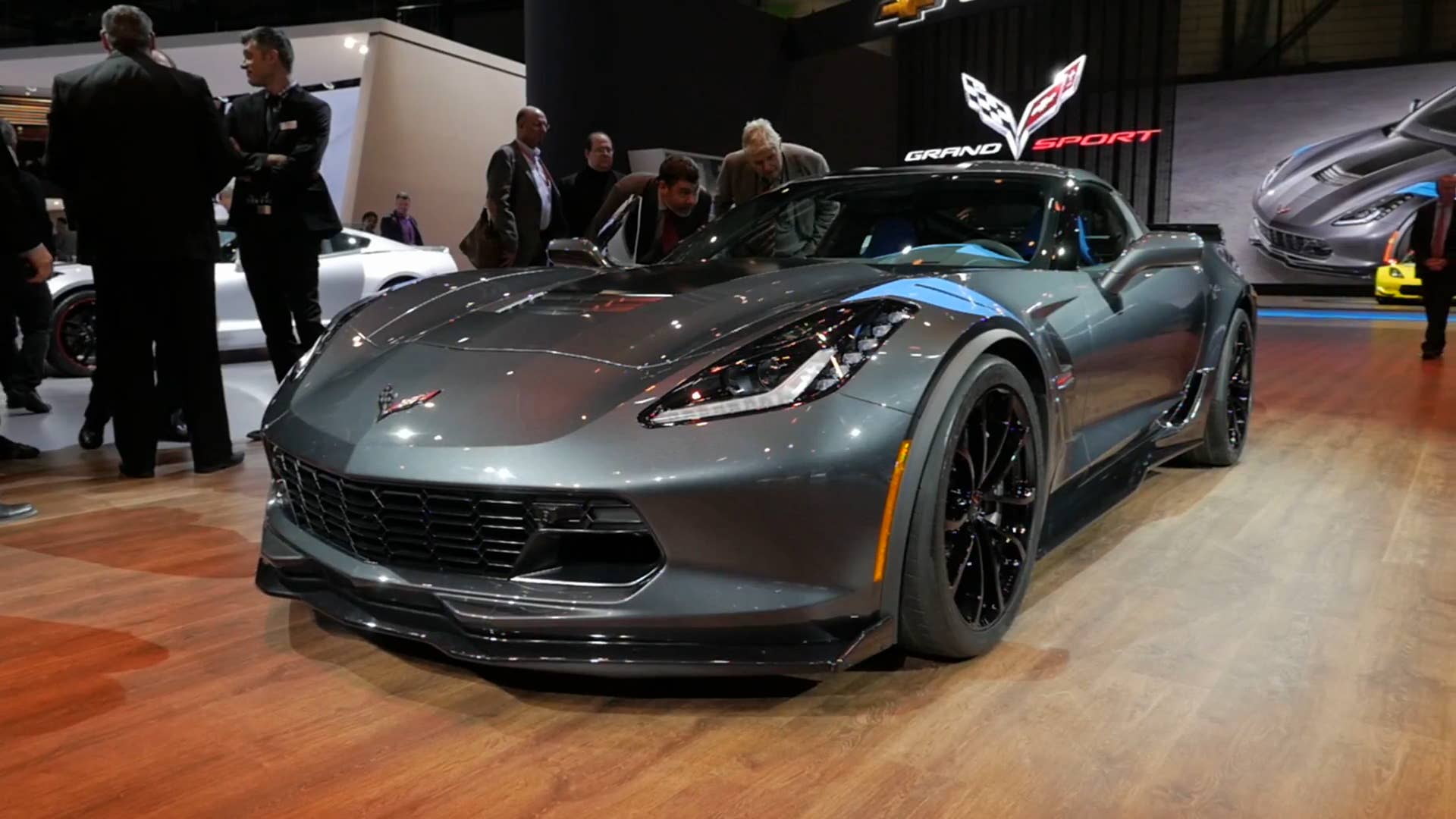 2017 Chevrolet Corvette Grand Sport | 2016 Geneva Motor Show | Beauty-Roll