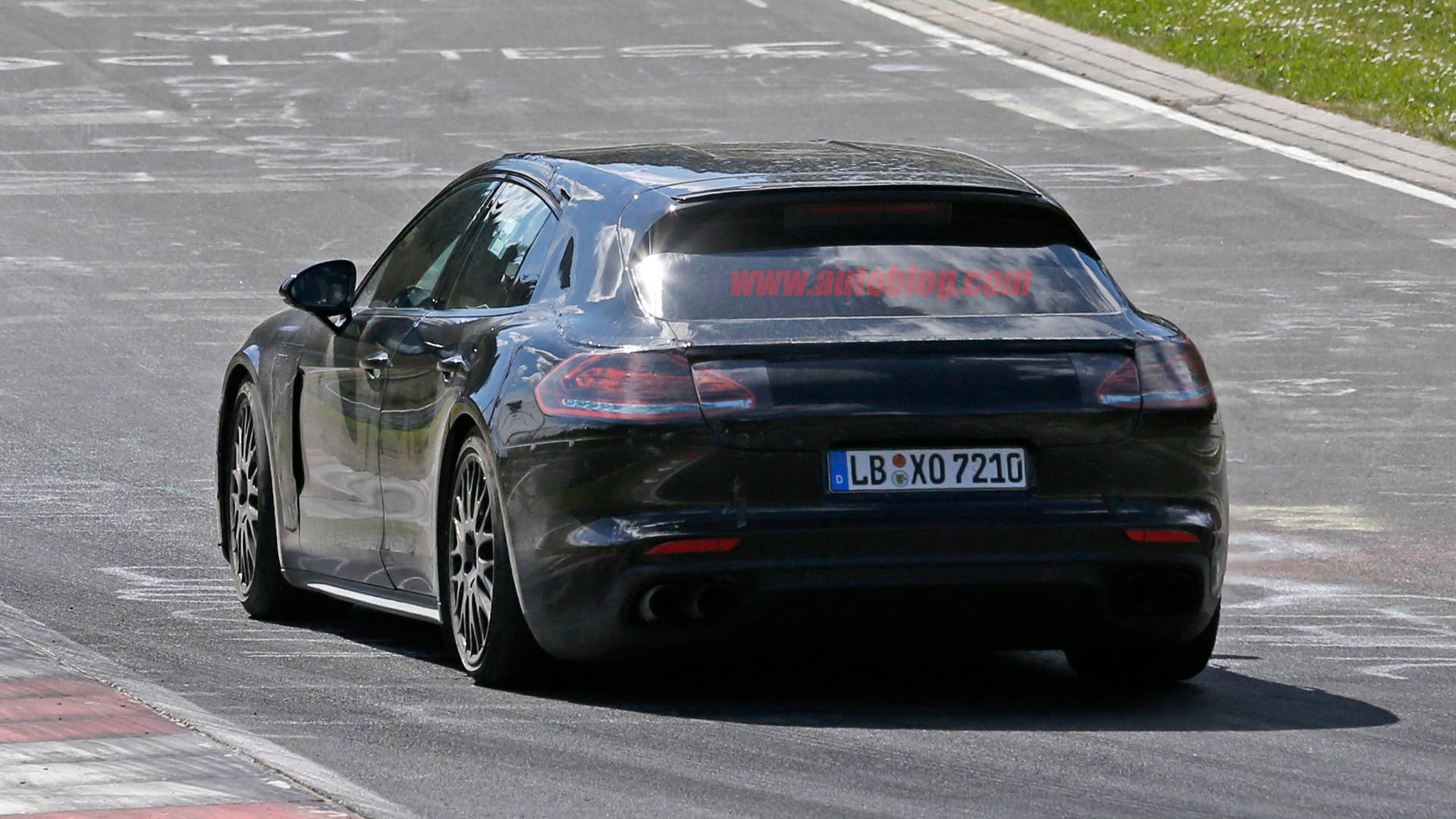 2017 porsche panamera wagon spy nurburgring