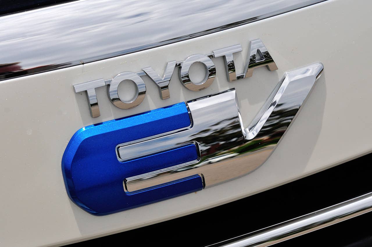 2013 Toyota RAV4 EV badge