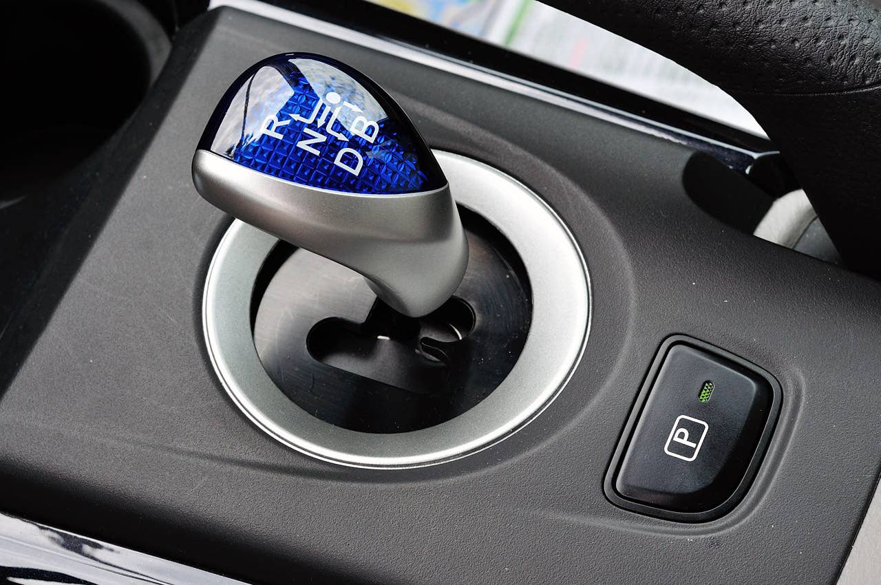2013 Toyota RAV4 EV gear selector