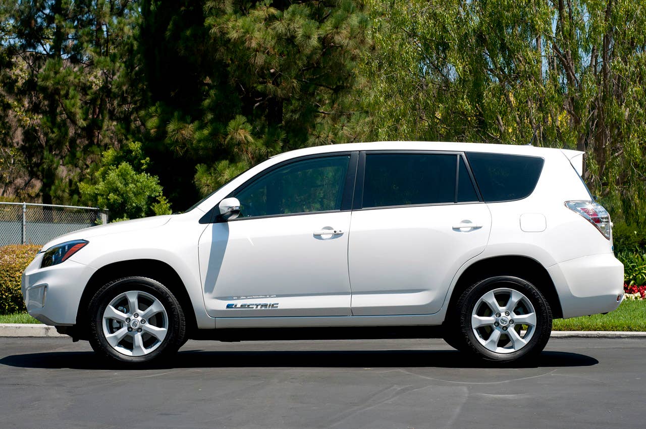 2013 Toyota RAV4 EV side view