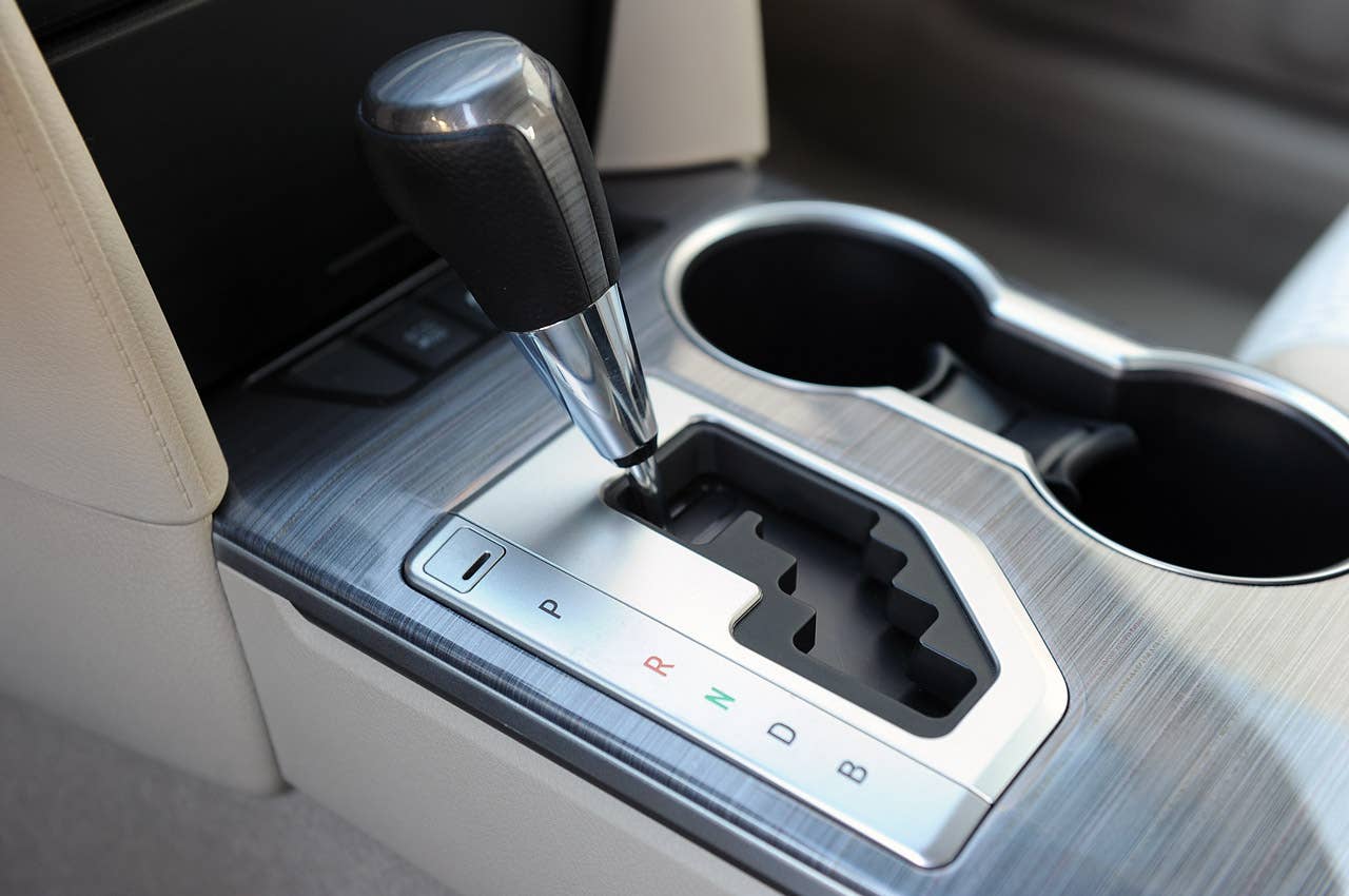 2013 Toyota Camry Hybrid shifter