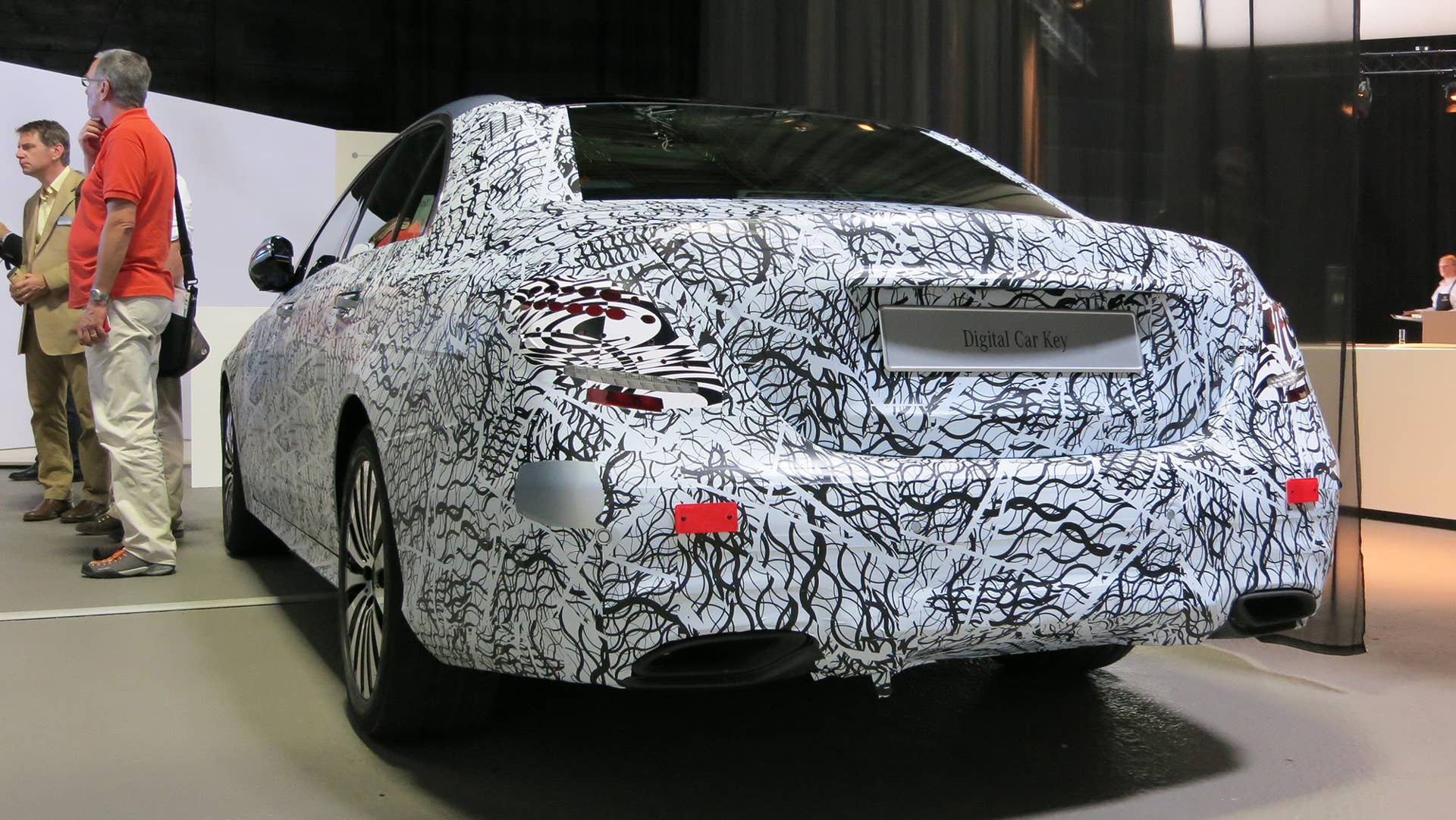 2017 Mercedes-Benz E-Class rear 3/4