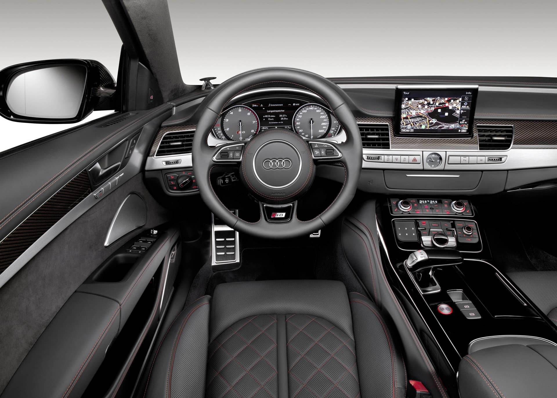 2016 Audi S8 Plus dashboard