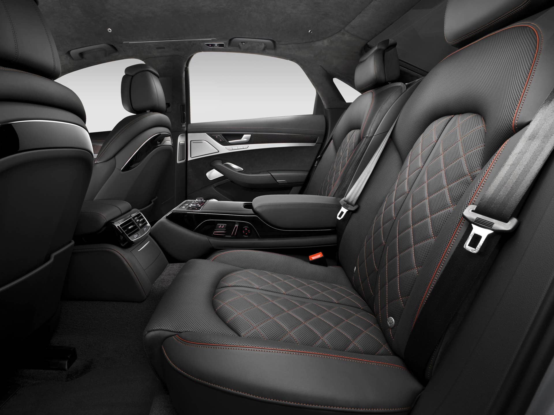 2016 Audi S8 Plus rear seats