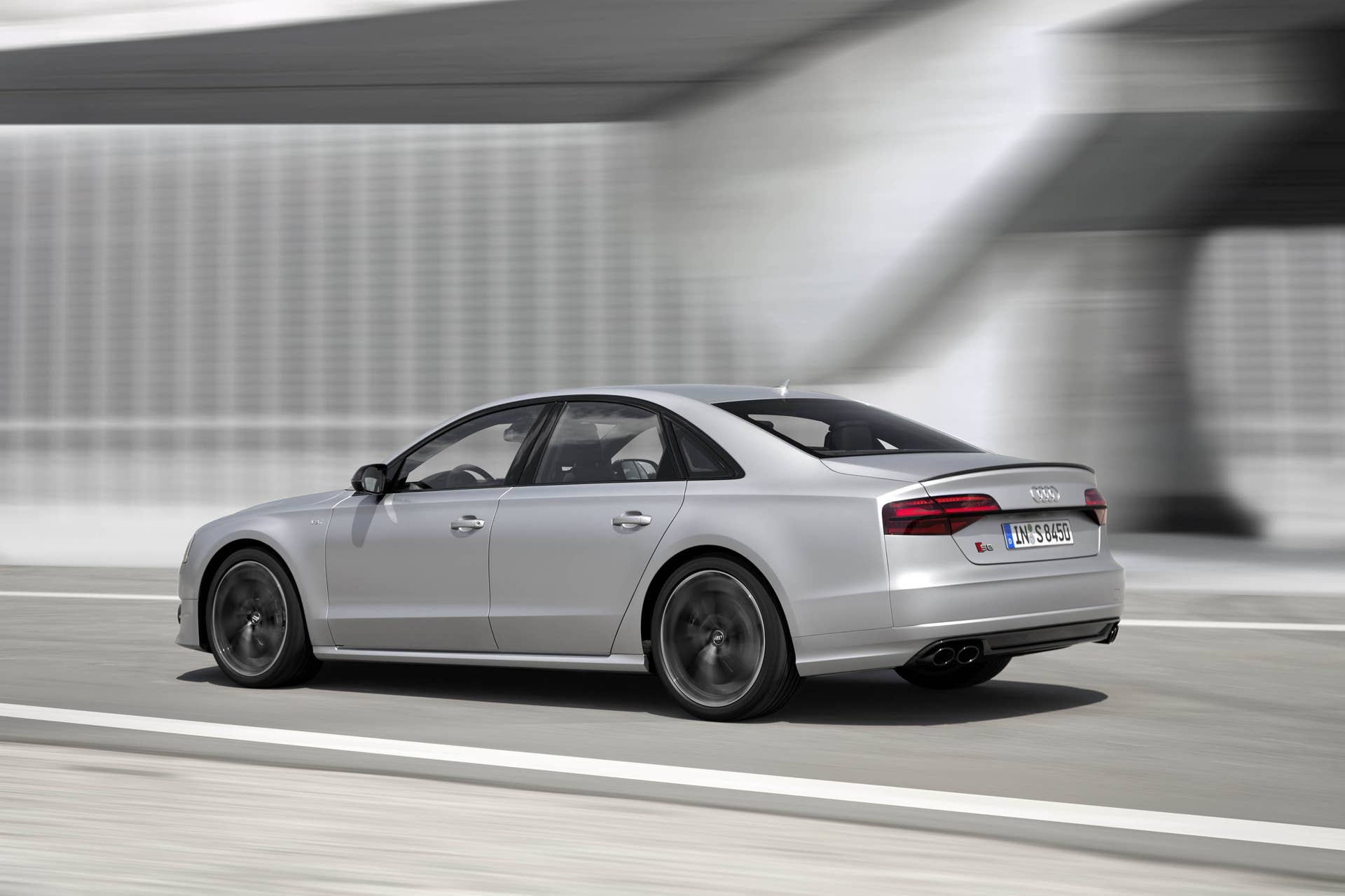2016 Audi S8 Plus 3/4 moving