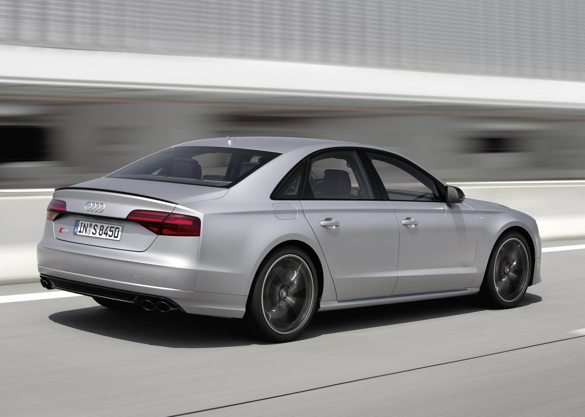 2016 Audi S8 Plus rear 3/4 moving