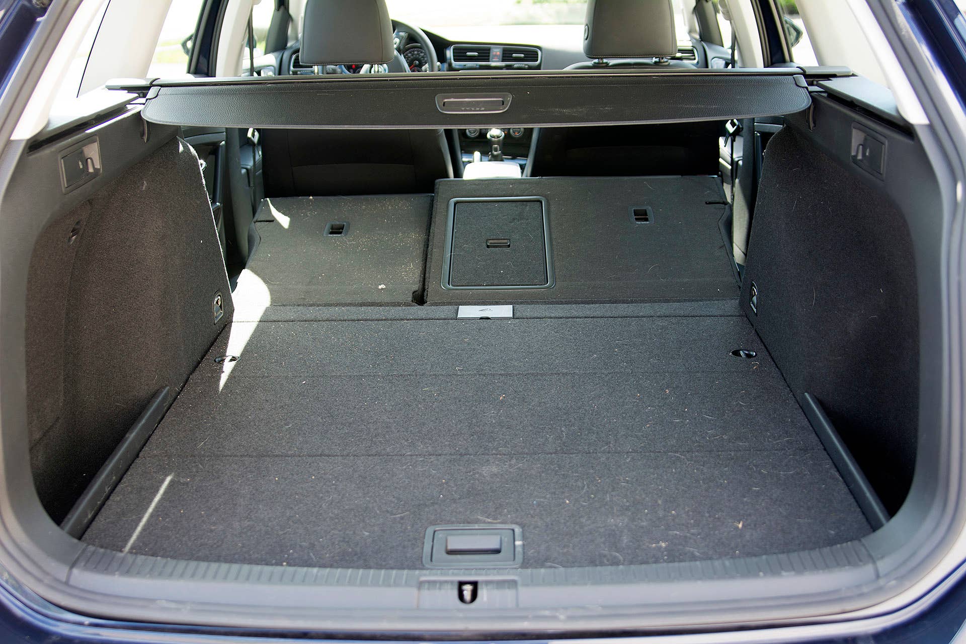 2016 Volkswagen Golf TDI SportWagen rear cargo area