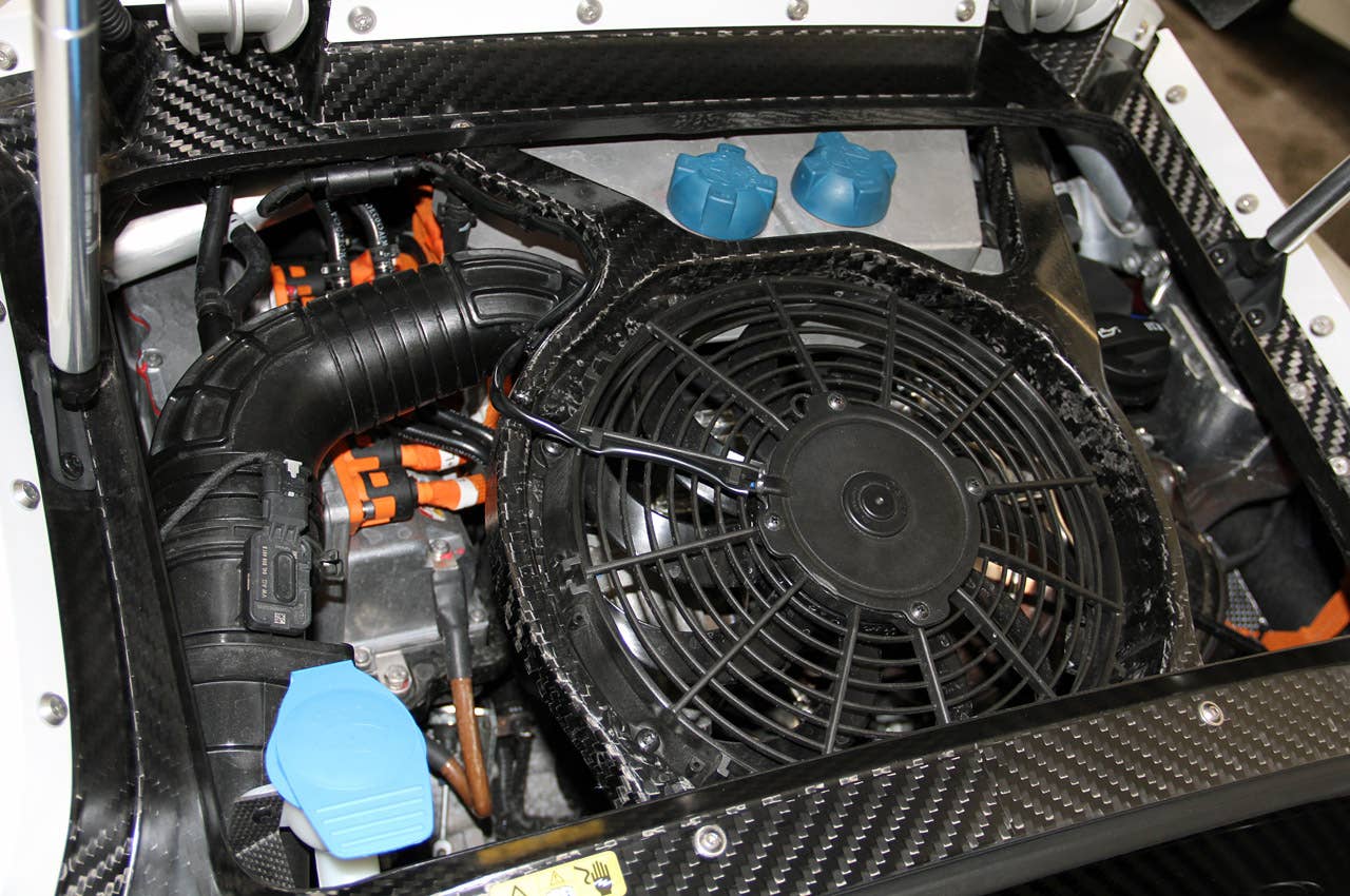 2014 Volkswagen XL1 engine