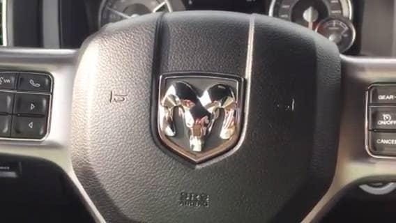 Autoblog Associate Editor Brandon Turkus takes us through the upgraded interior in the new Ram 1500 Laramie Limited.