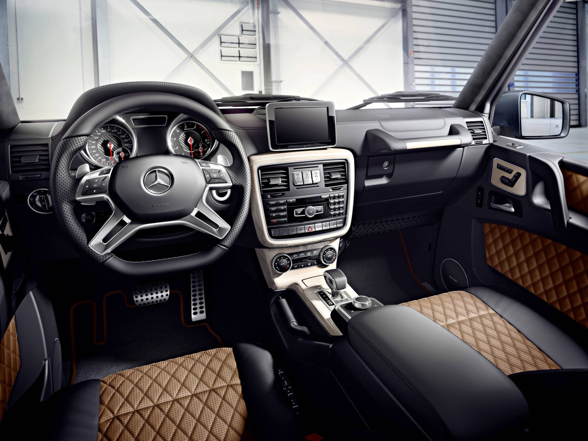 Mercedes-AMG G65 interior dashboard