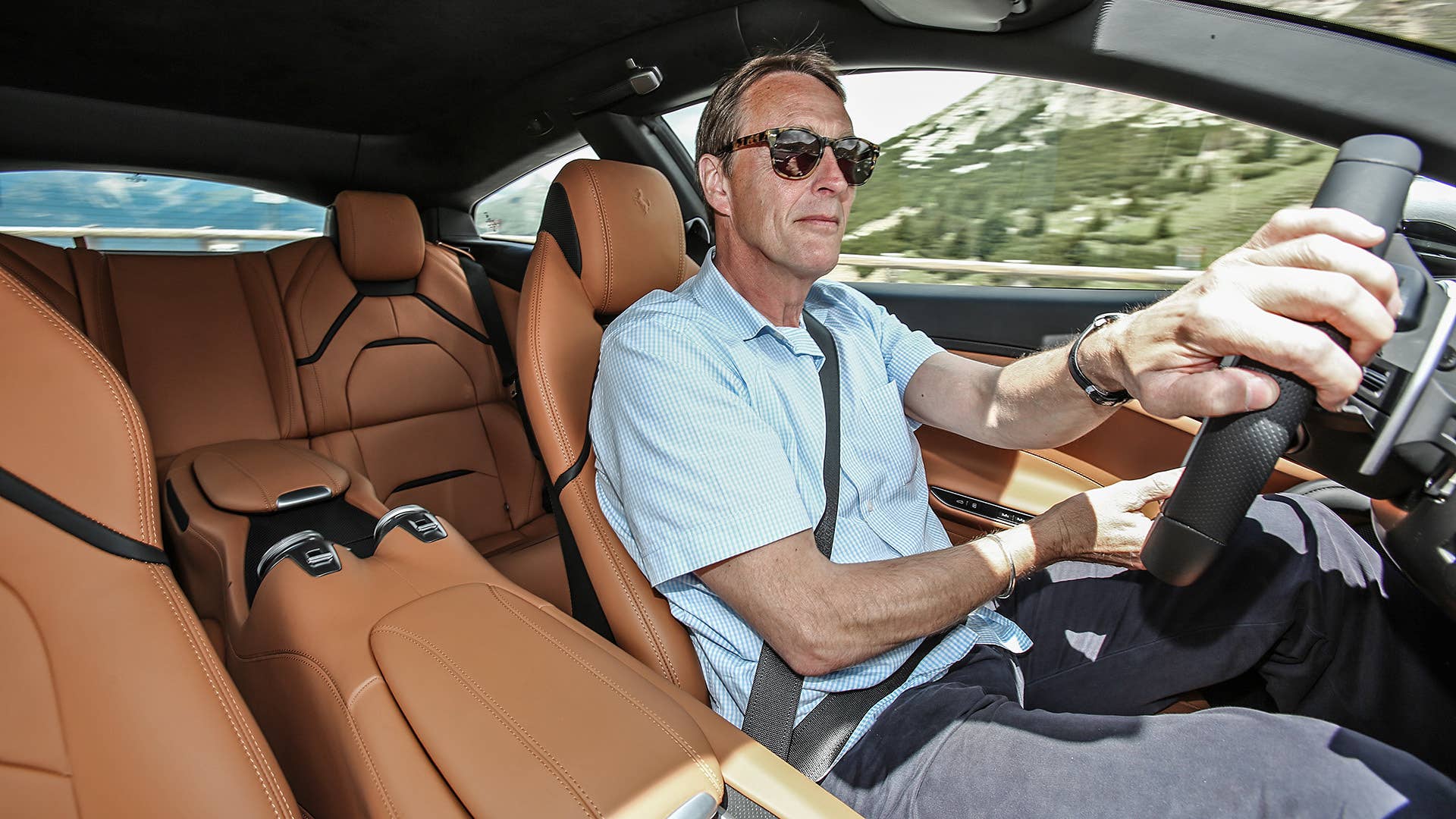 2017 Ferrari GTC4Lusso interior