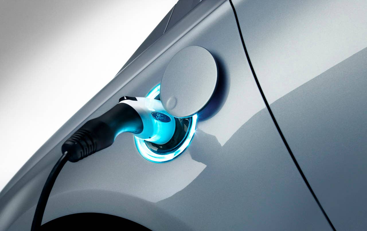 2013 Ford Fusion Energi: The all-new Fusion Energi plug-in hybrid will deliver more than 100 MPGe, a miles-per-gallon equivalency metric.