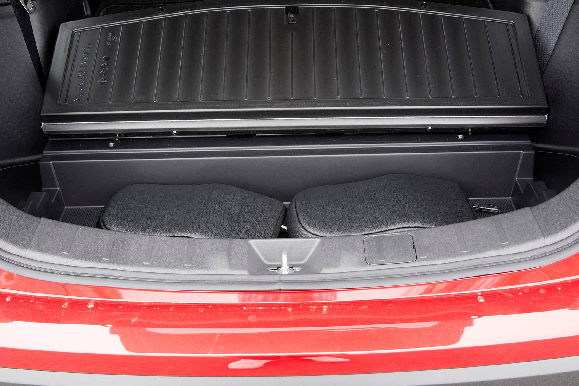 2016 Mitsubishi Outlander rear cargo area