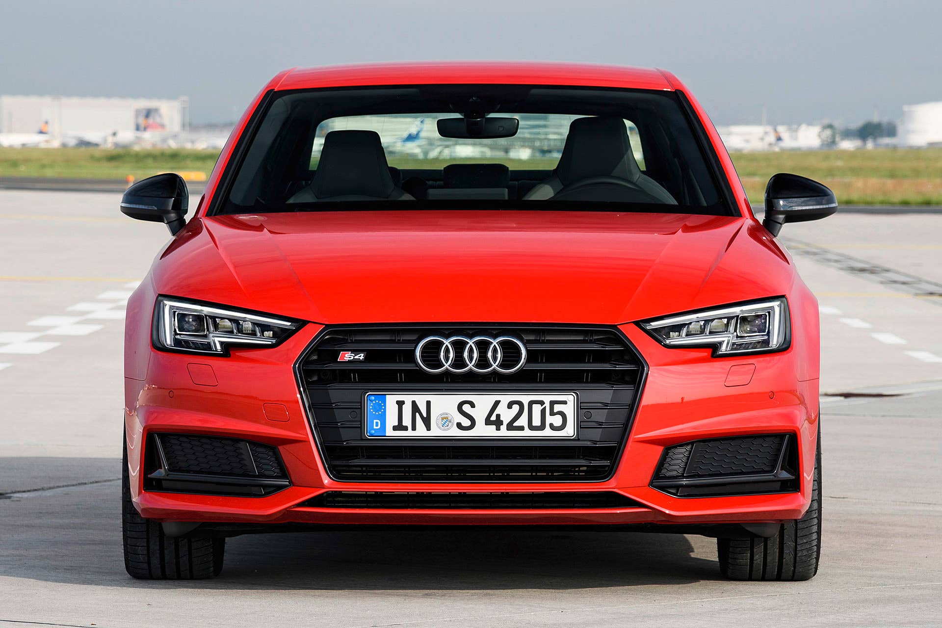 2017 Audi S4 front view