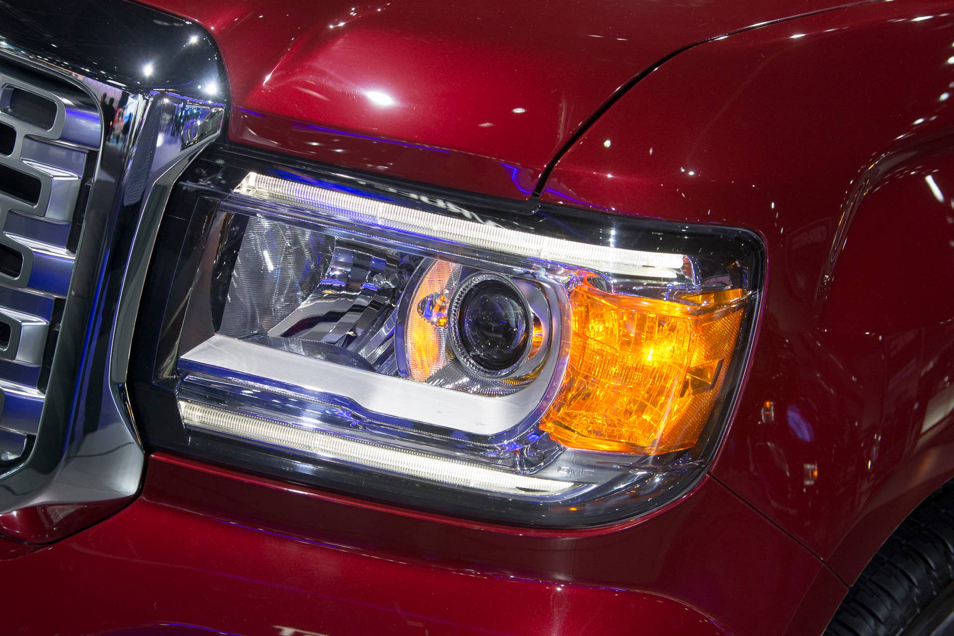 gmc canyon denali headlight 2016