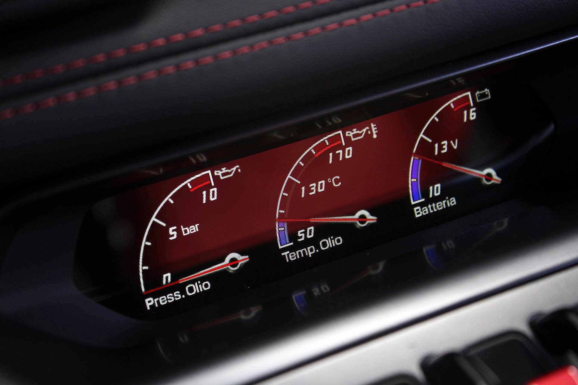 2016 Lamborghini Huracan LP 580-2 auxiliary gauges
