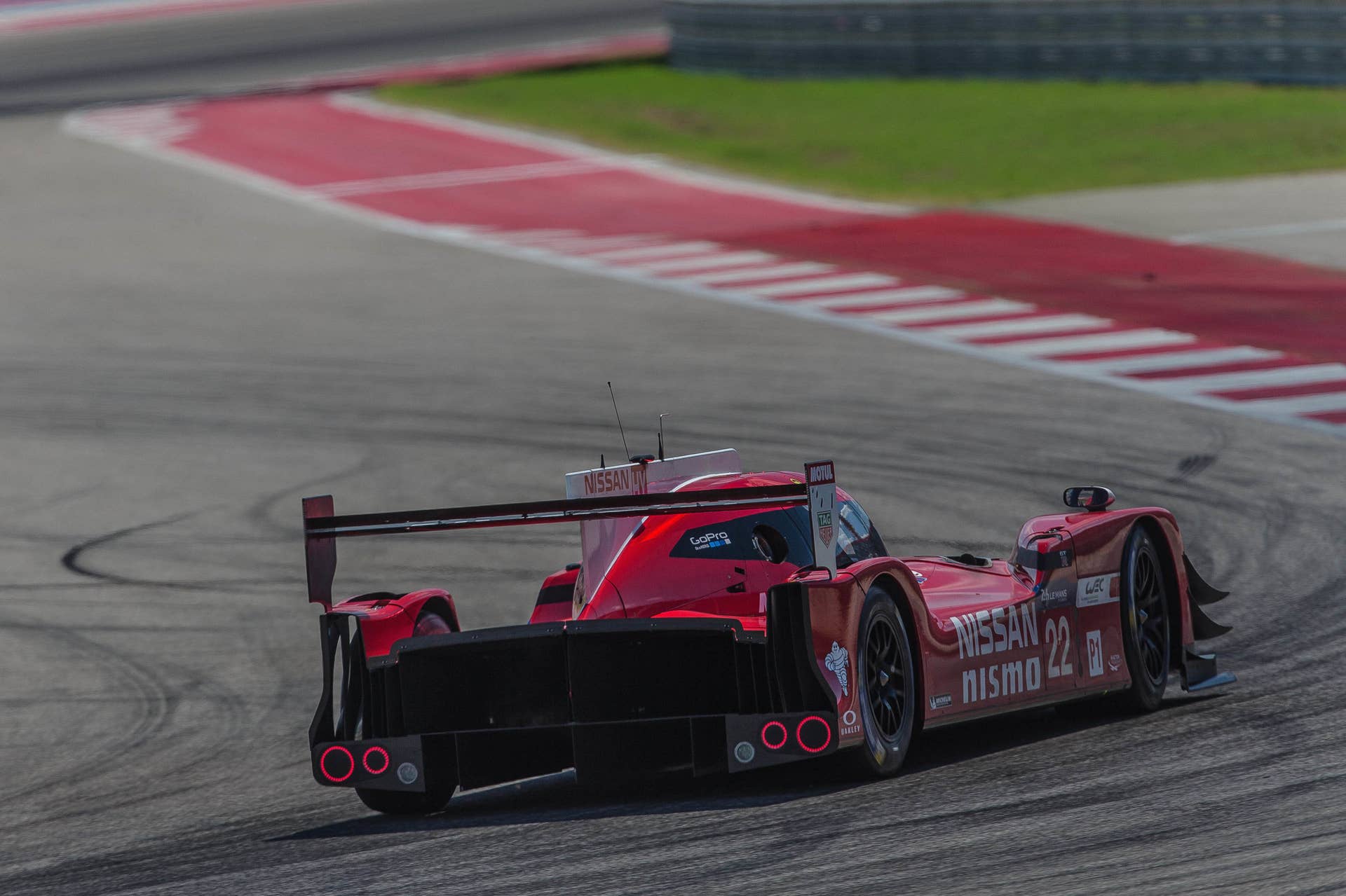 Nissan GT-R LM Nismo COTA testing track rear 3/4