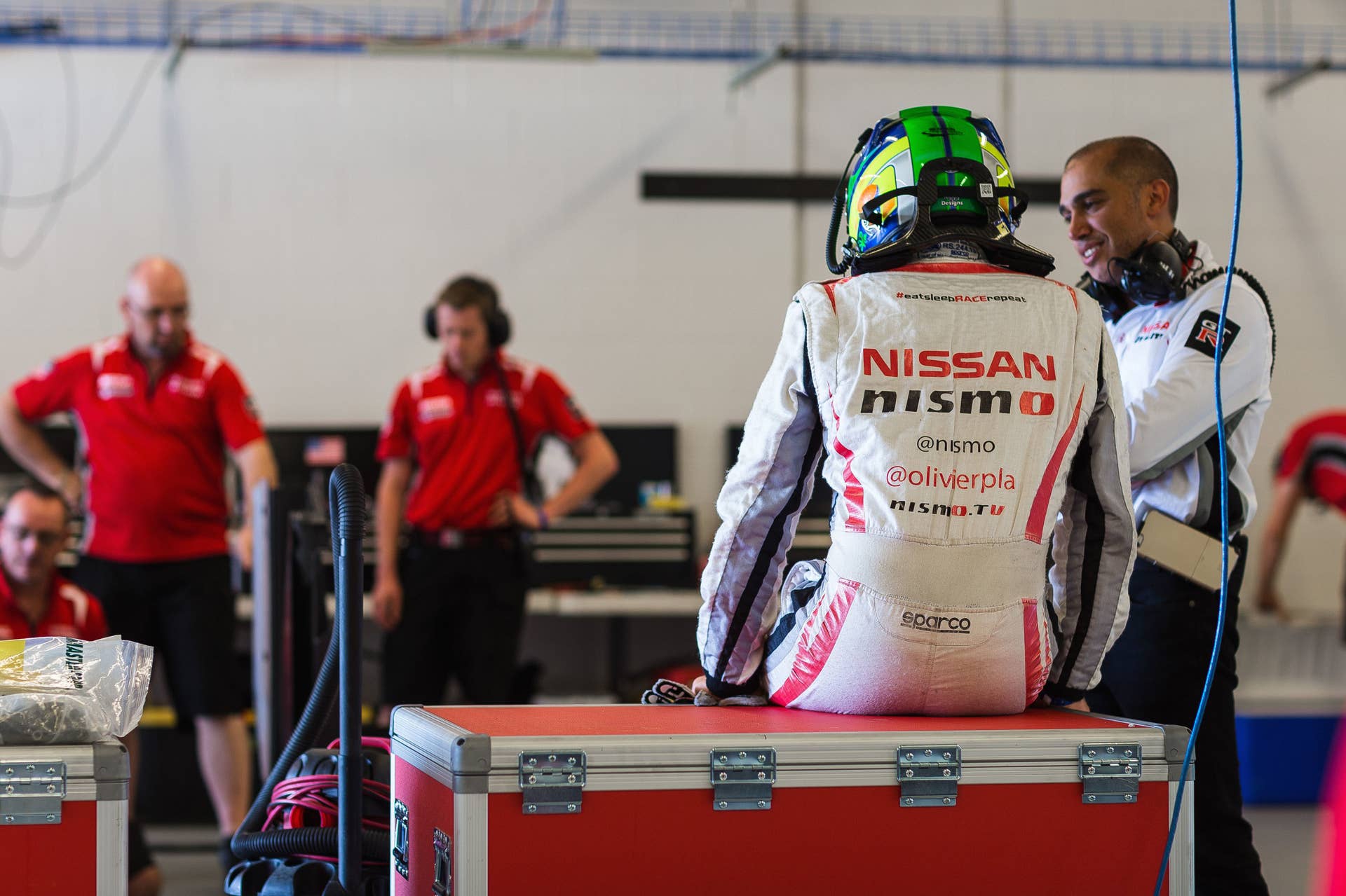Nissan GT-R LM Nismo garage