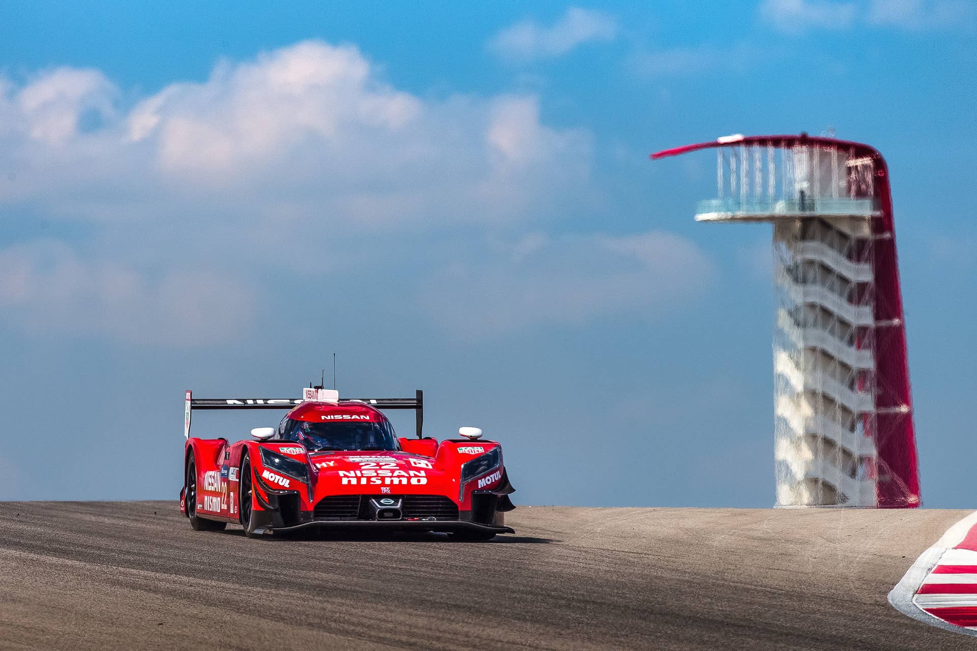Nissan GT-R LM Nismo track COTA front 3/4