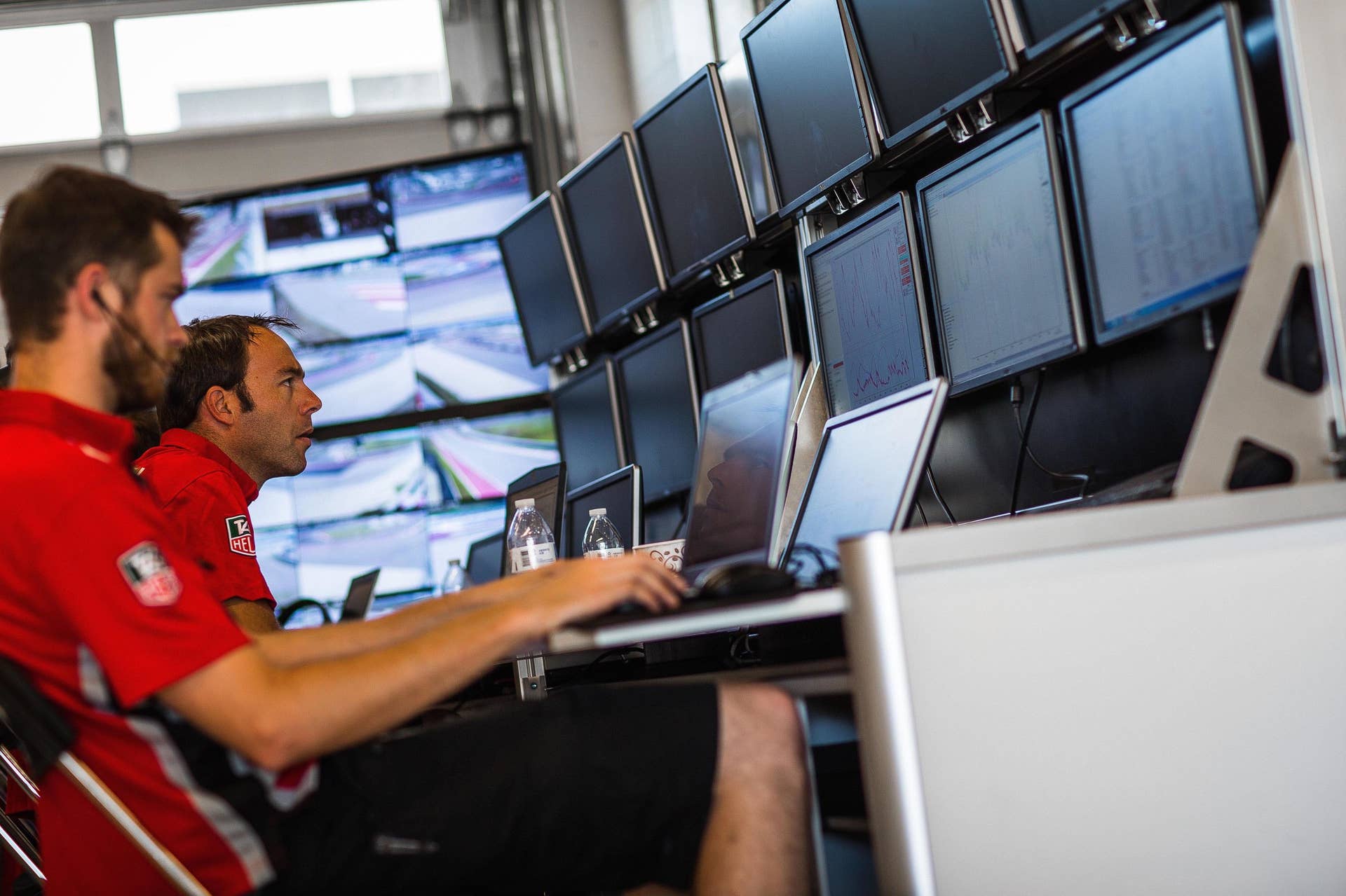 Nissan GT-R LM Nismo team monitors