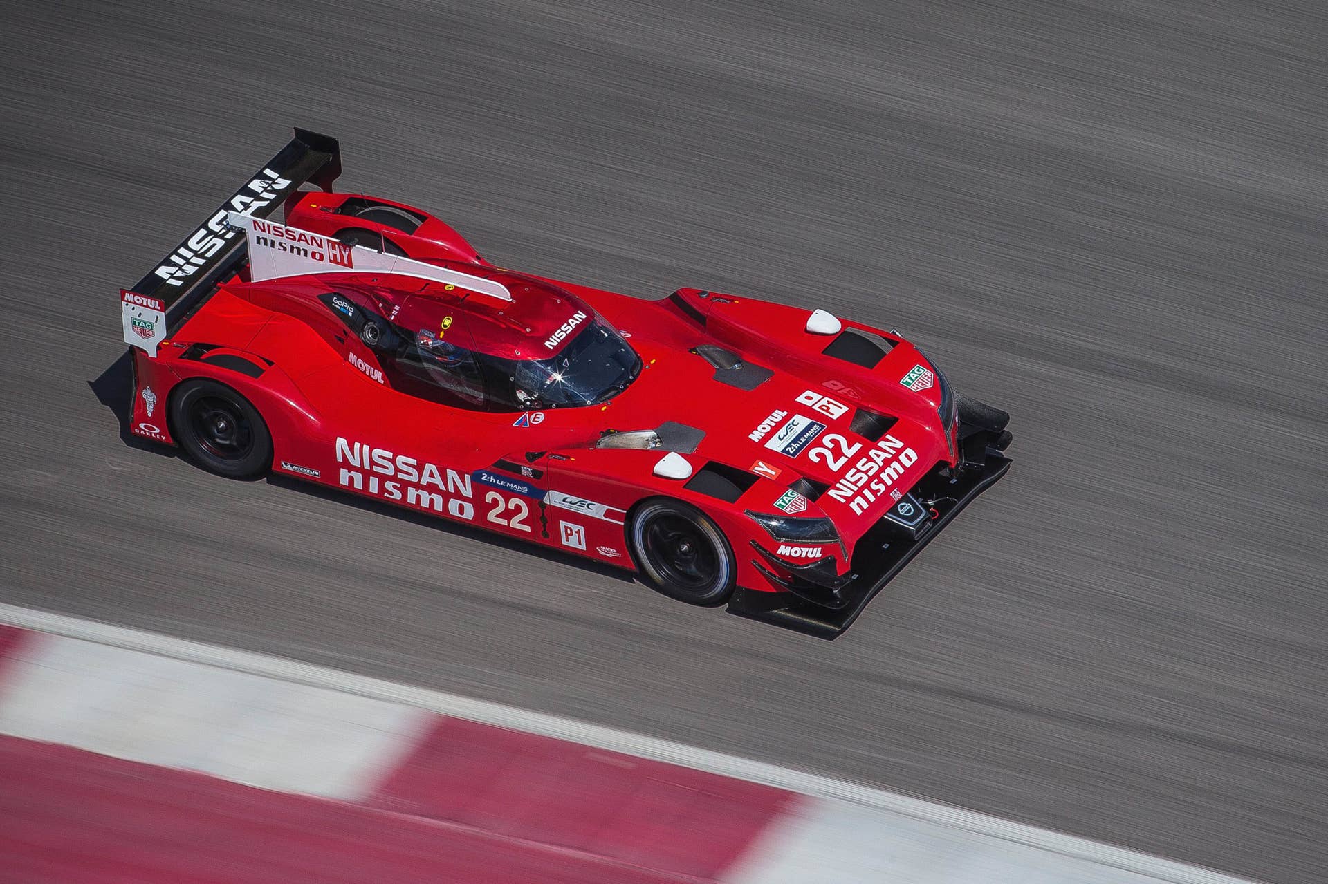 Nissan GT-R LM Nismo LMP1 track testing front 3/4