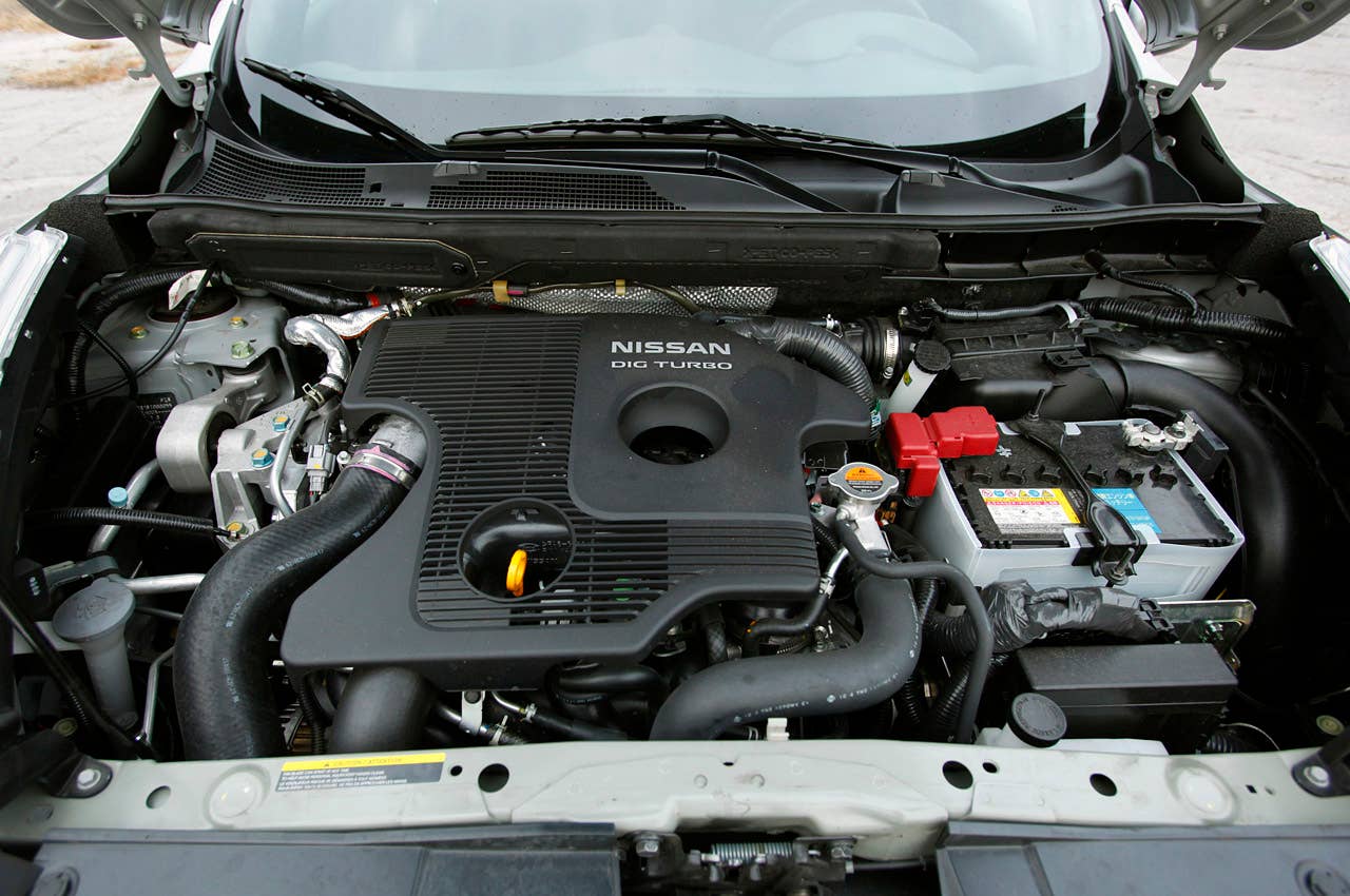 2011 Nissan Juke engine