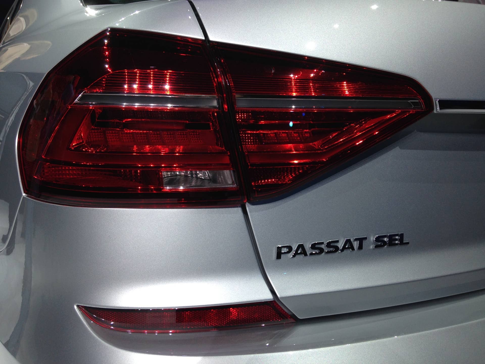 2016 volkswagen passat sel rear lights