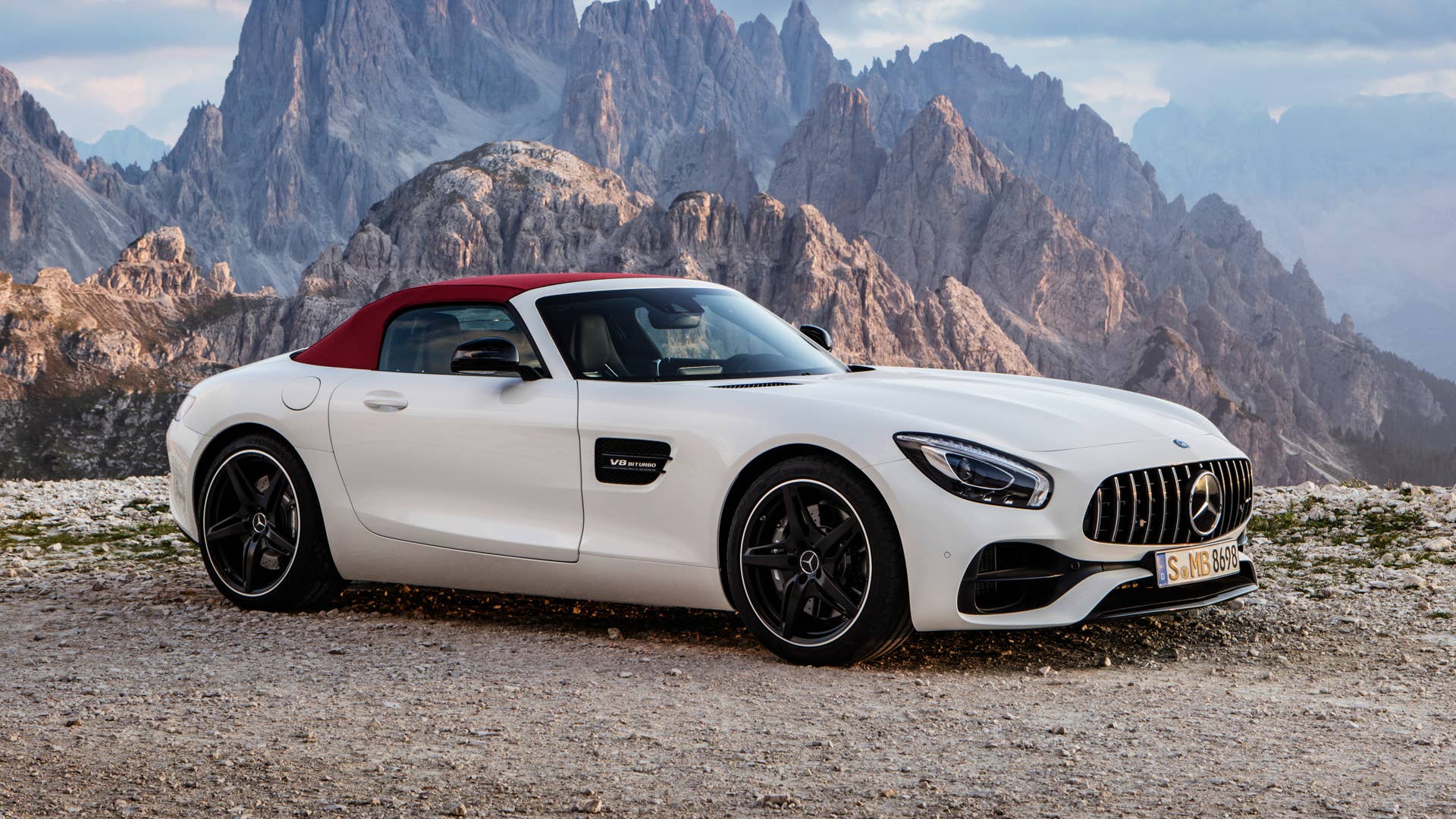 2017 Mercedes-AMG GT Roadster