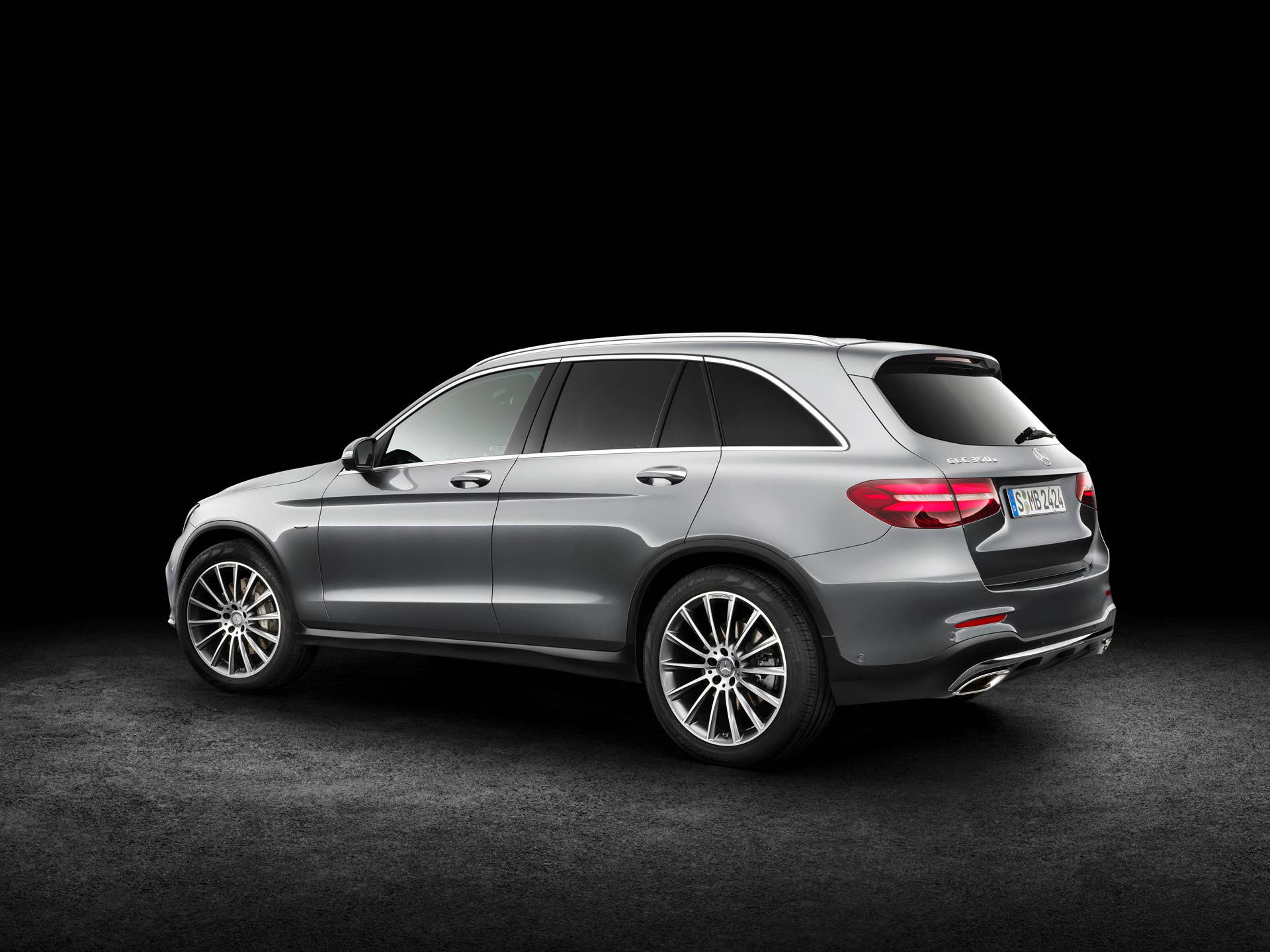 wheels angle side glc 2016 mercedes