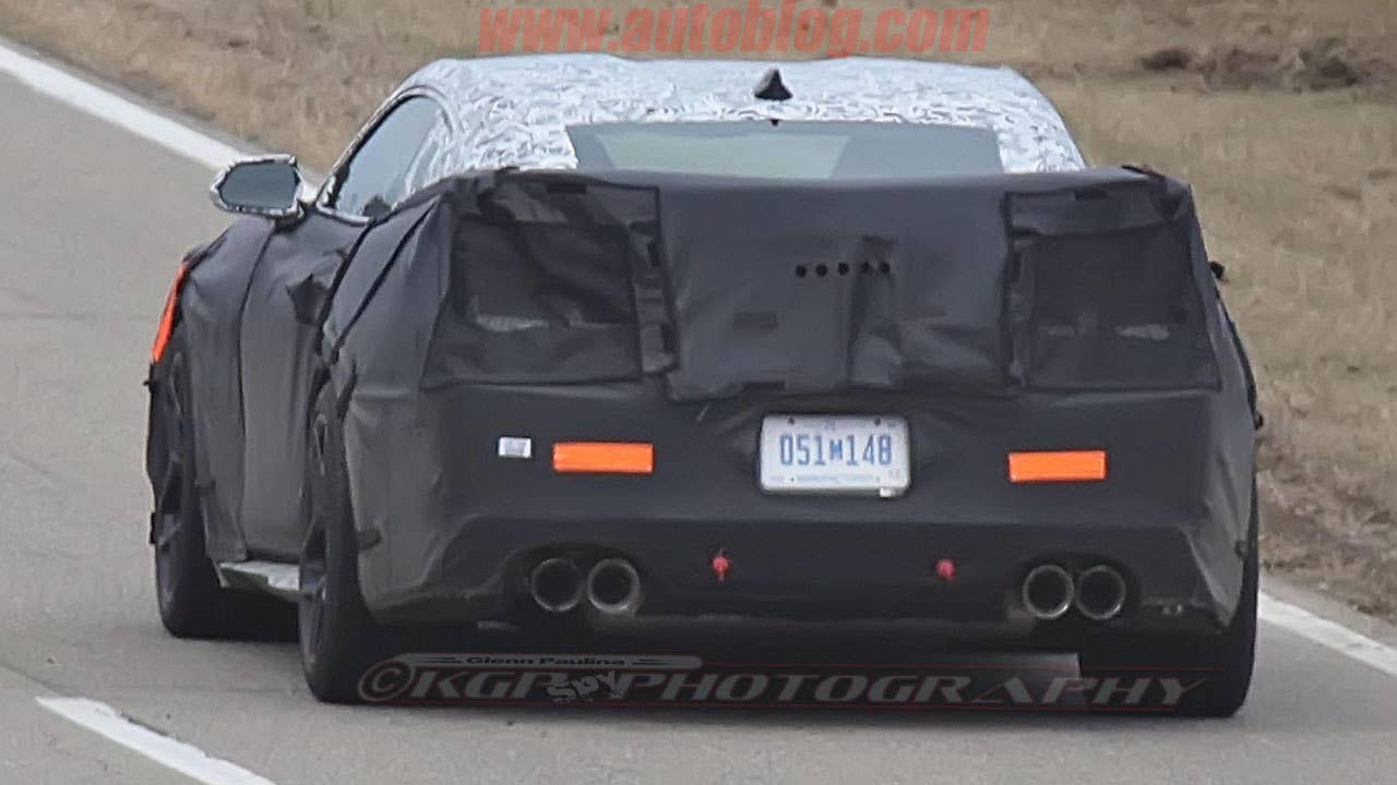 chevy camaro z28 spy shot second wing detail