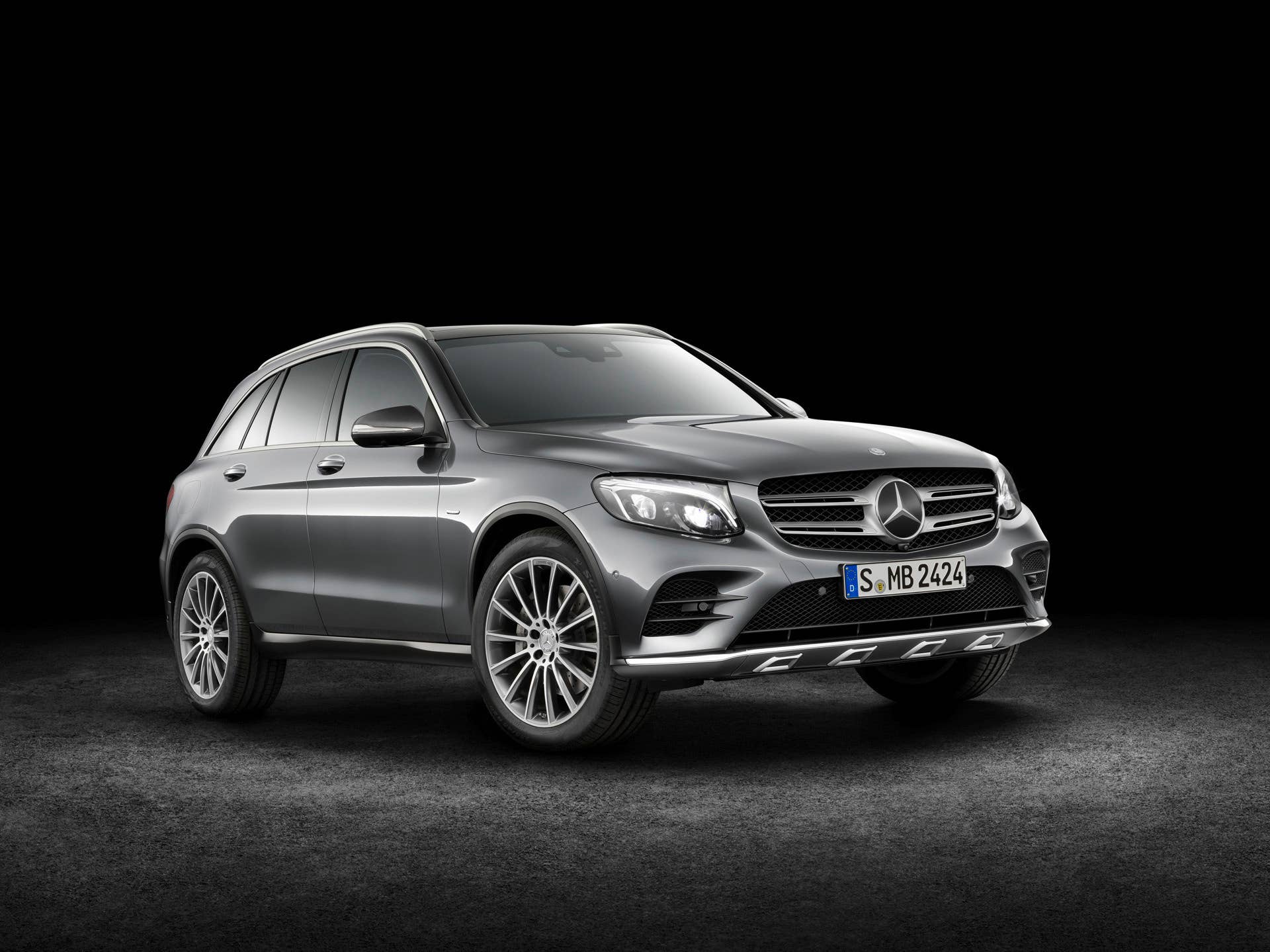 mercedes glc 2015 gray studio