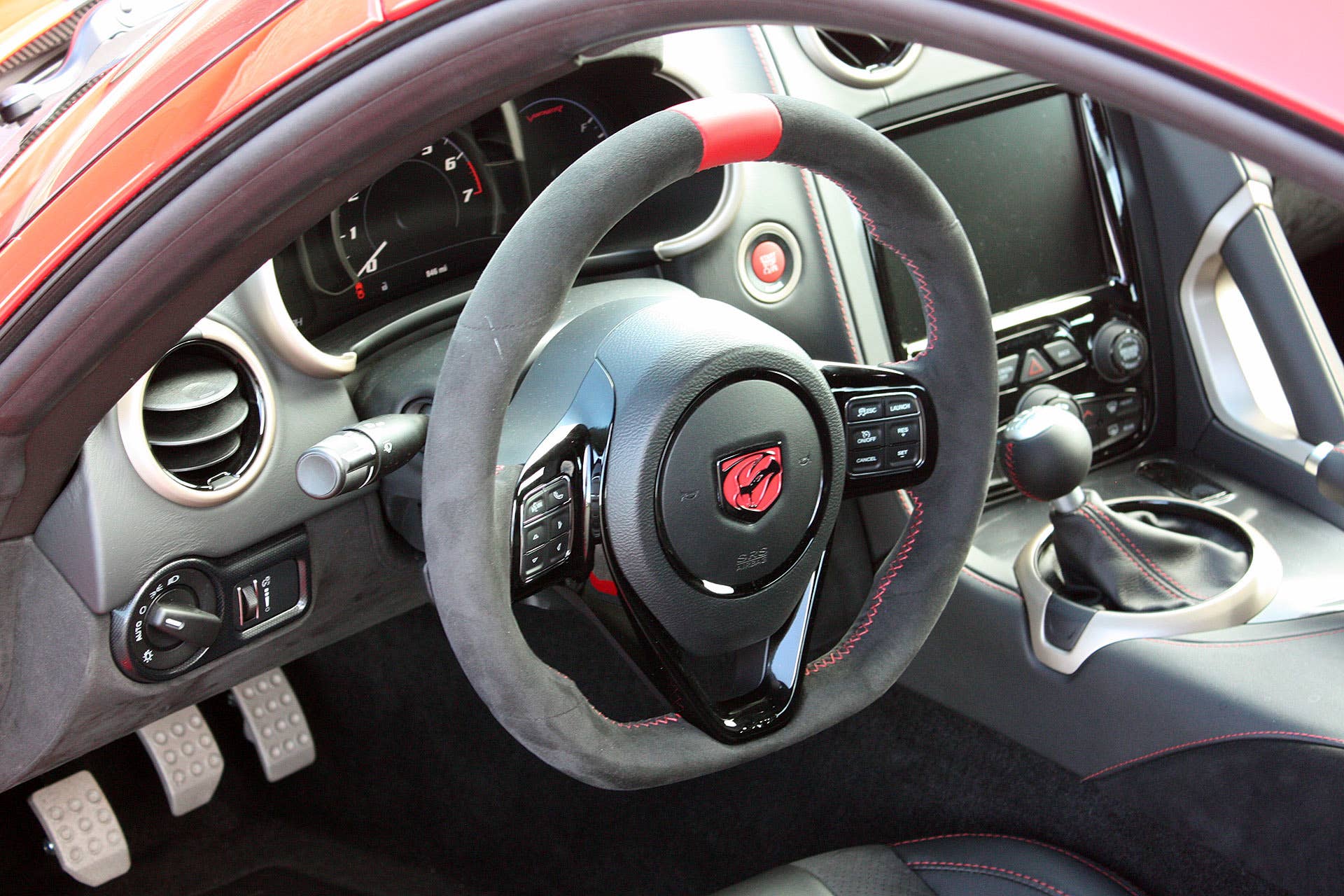 2016 Dodge Viper ACR steering wheel