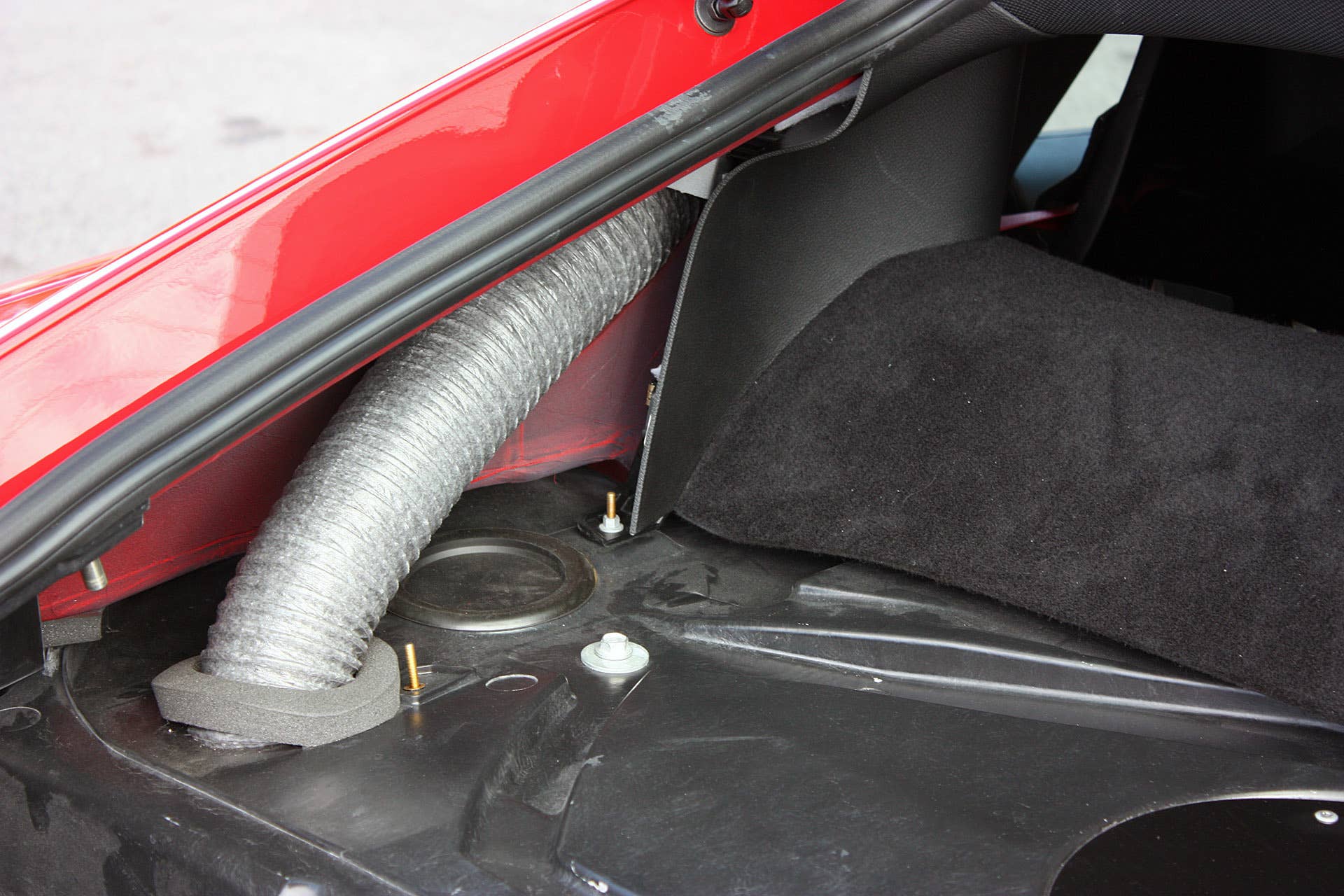 2016 Dodge Viper ACR brake cooling duct