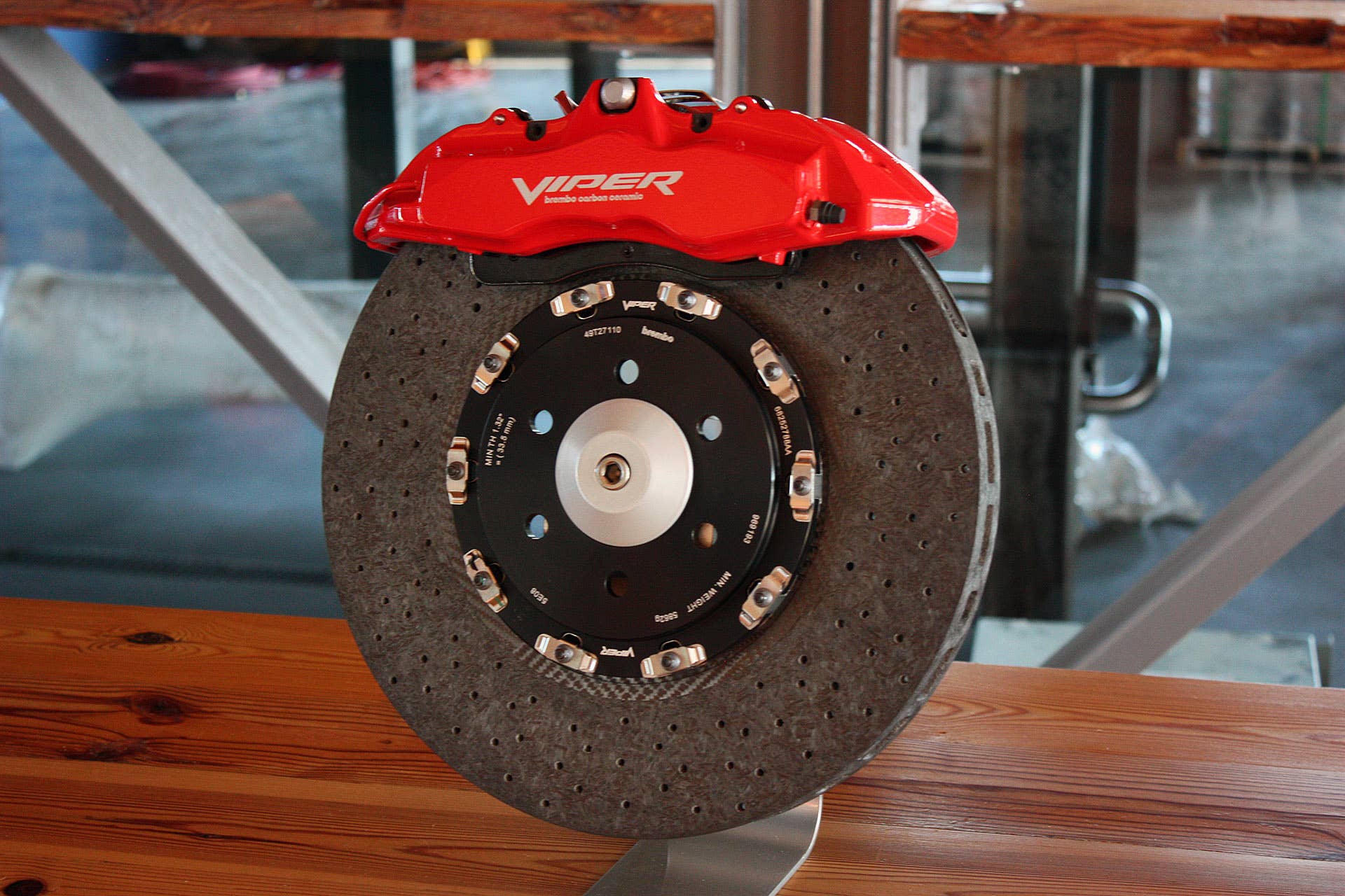 2016 Dodge Viper ACR brakes