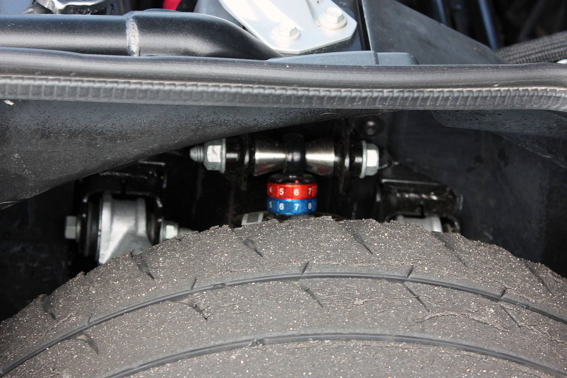 2016 Dodge Viper ACR adjustable shocks