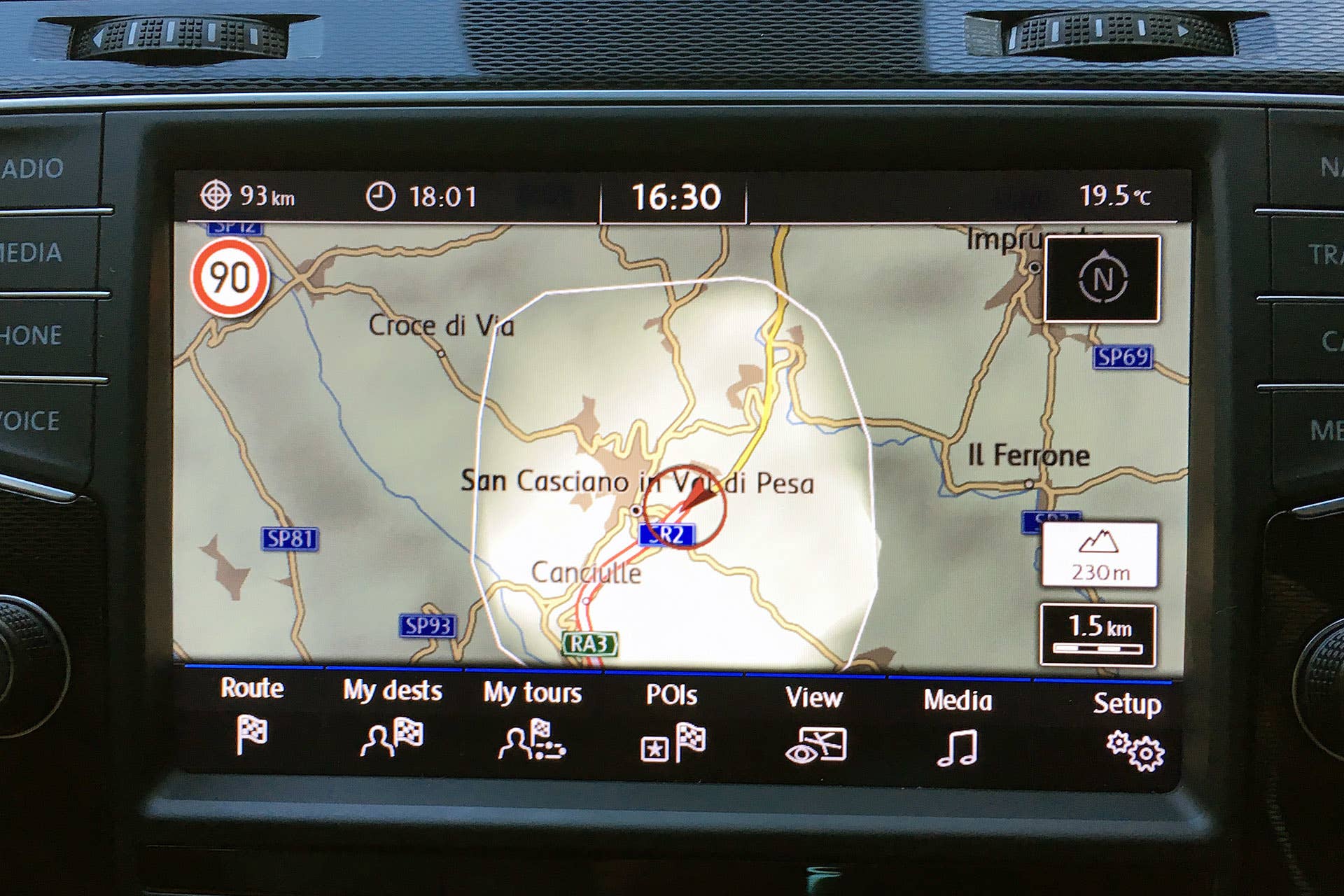 2016 Volkswagen Golf GTE navigation system