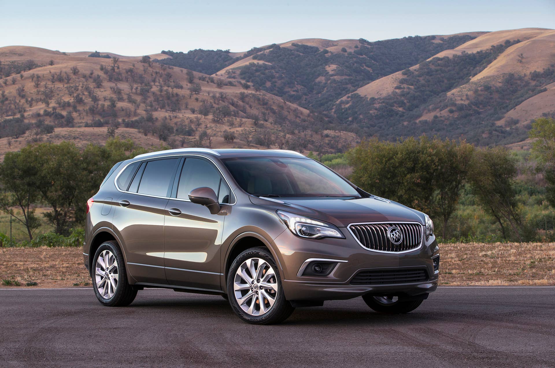buick envision cuv luxury mountains