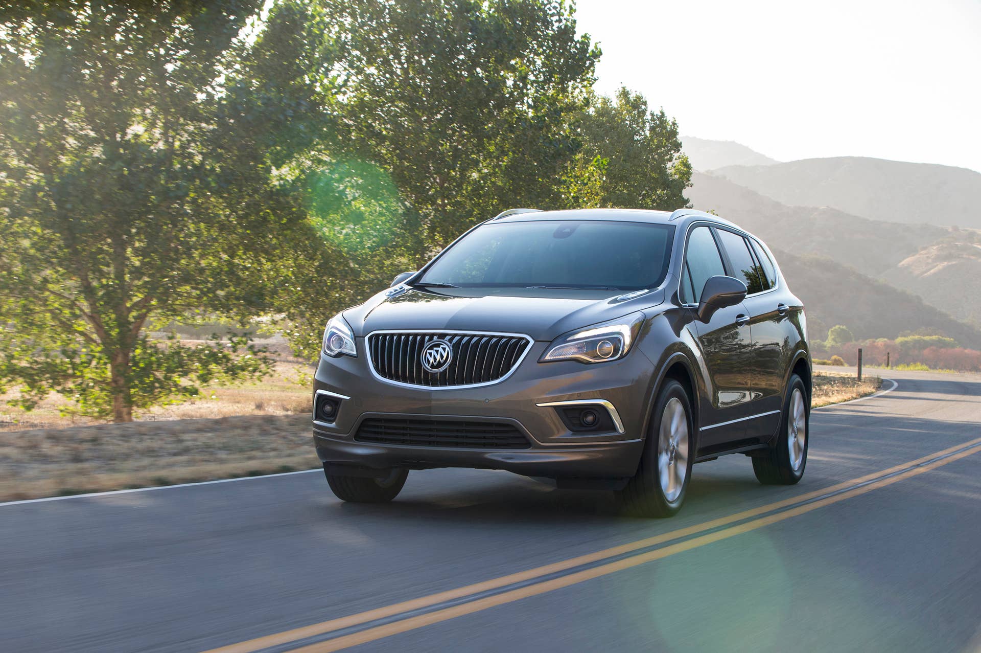2017 envision buick action speed