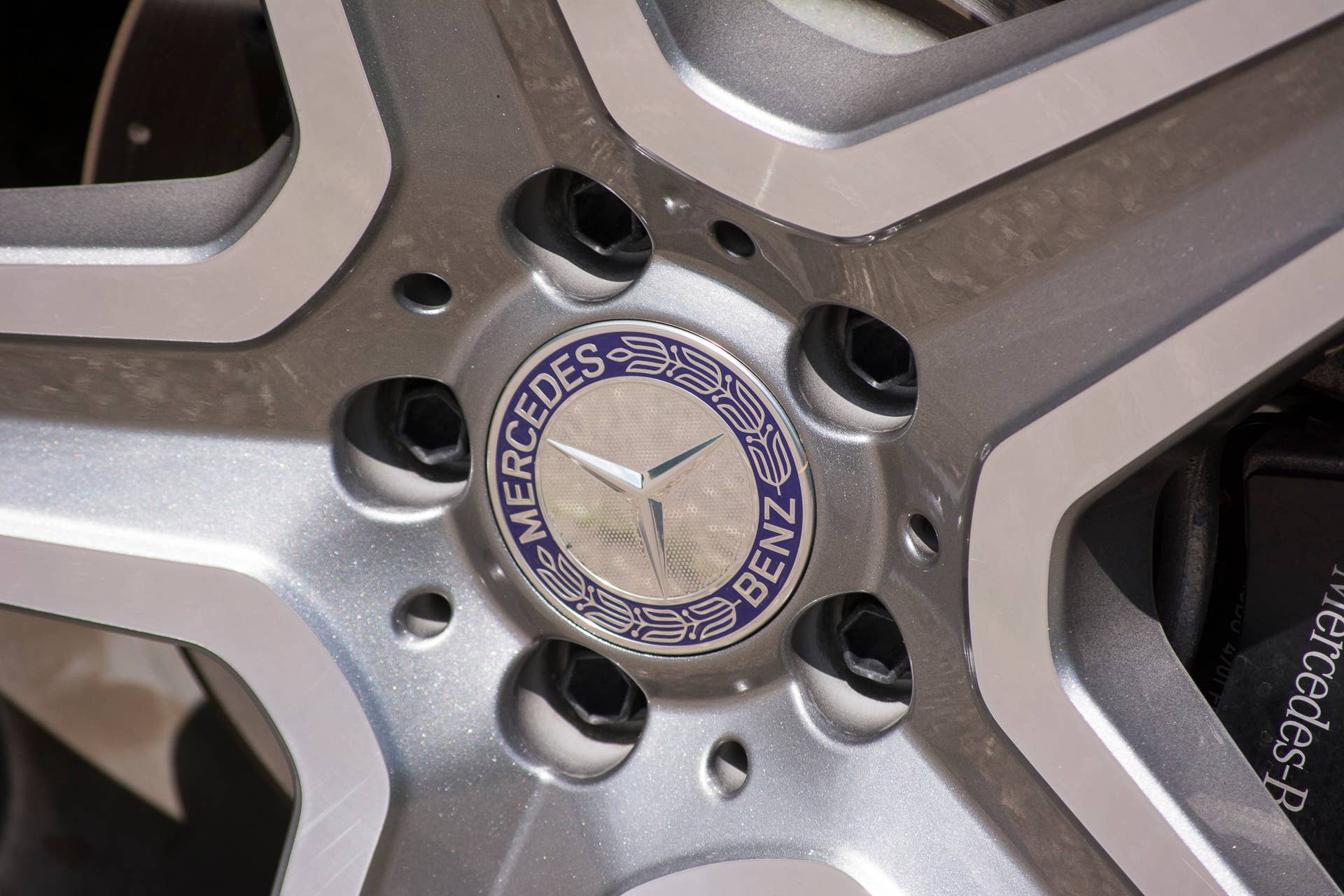 center cap lugs mercedes silver arrow amg wheels