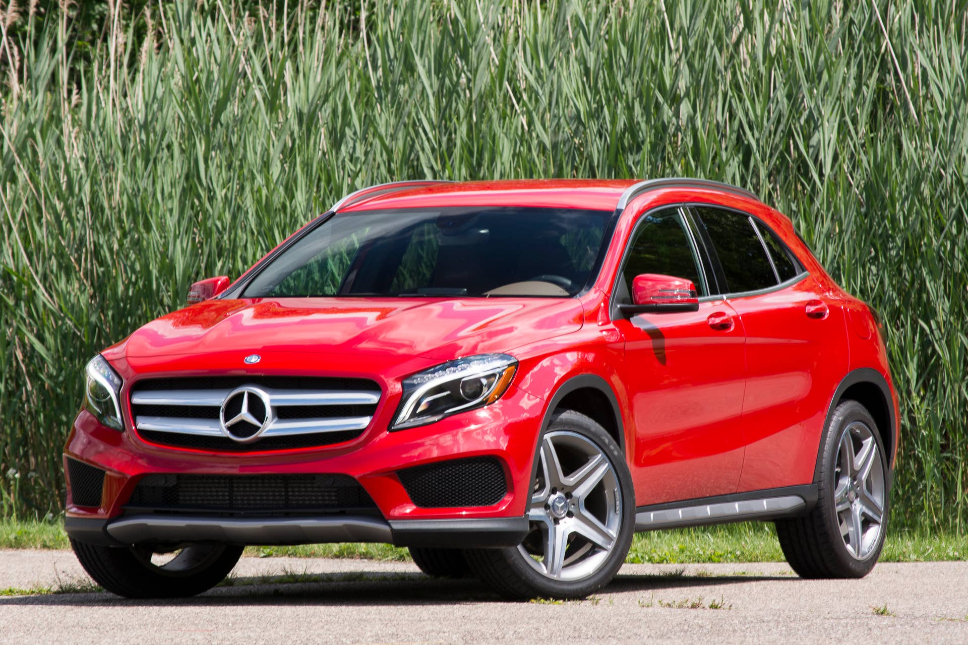gla front grille mercedes-benz reeds
