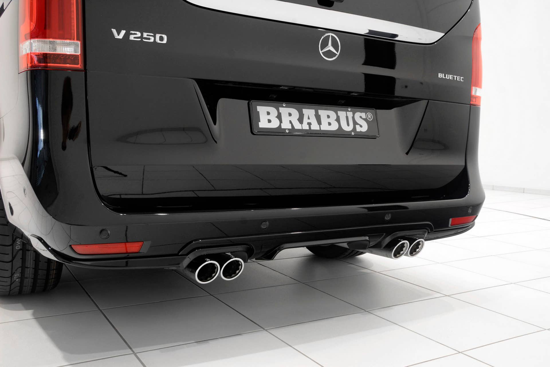 Brabus V-Class tail