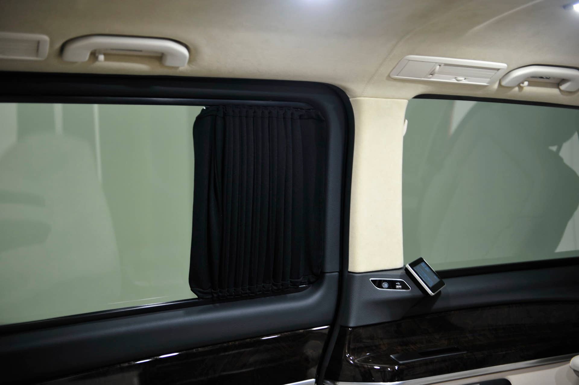 Brabus V-Class interior window