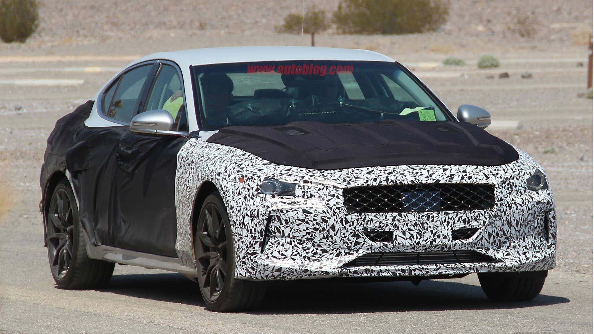 2018 Genesis G70 front side