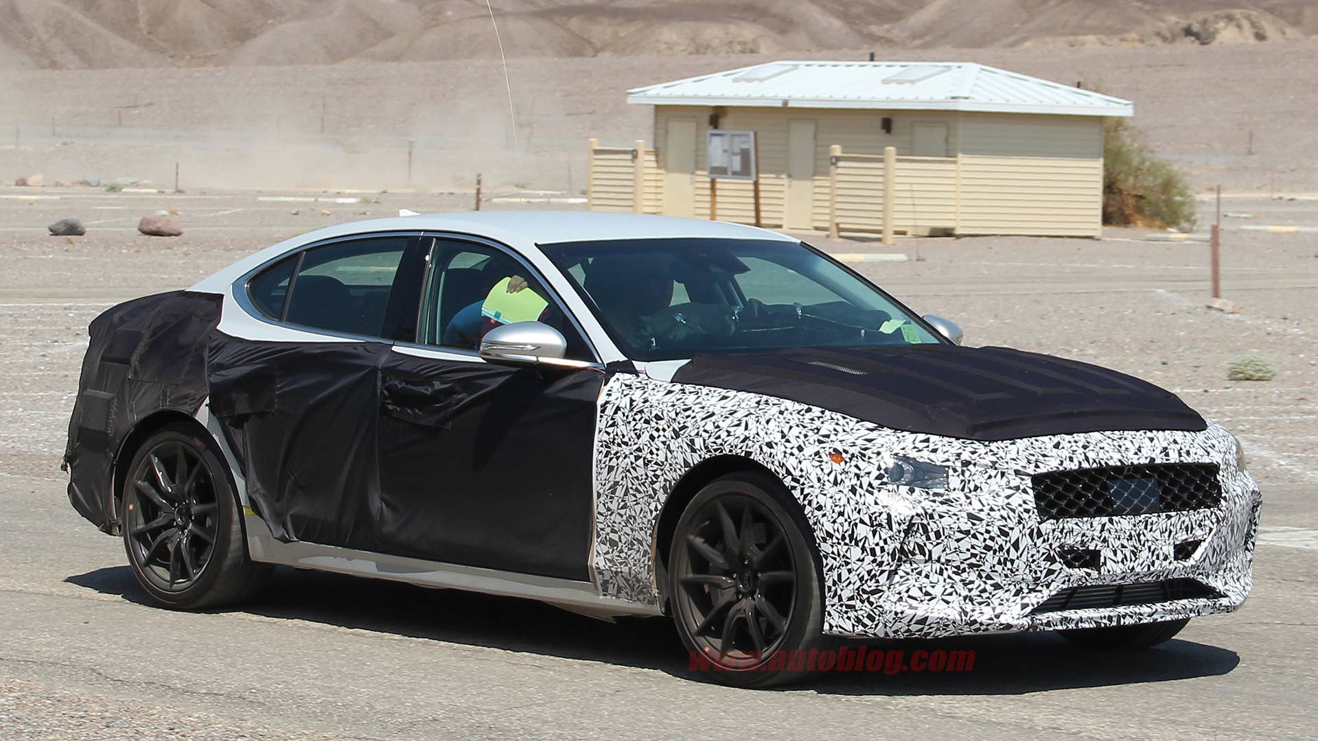 2018 Genesis G70
