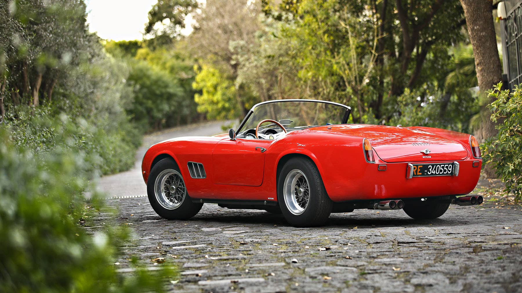 1961 ferrari 250 gt swb california spider rear three quarters