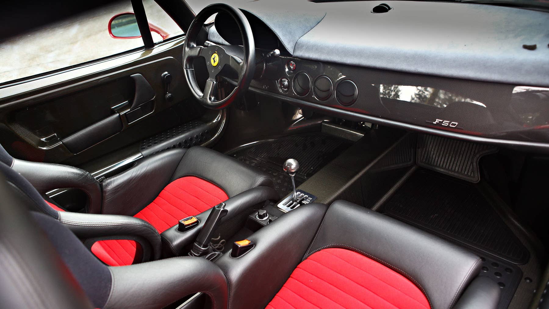 1995 ferrari f50 interior