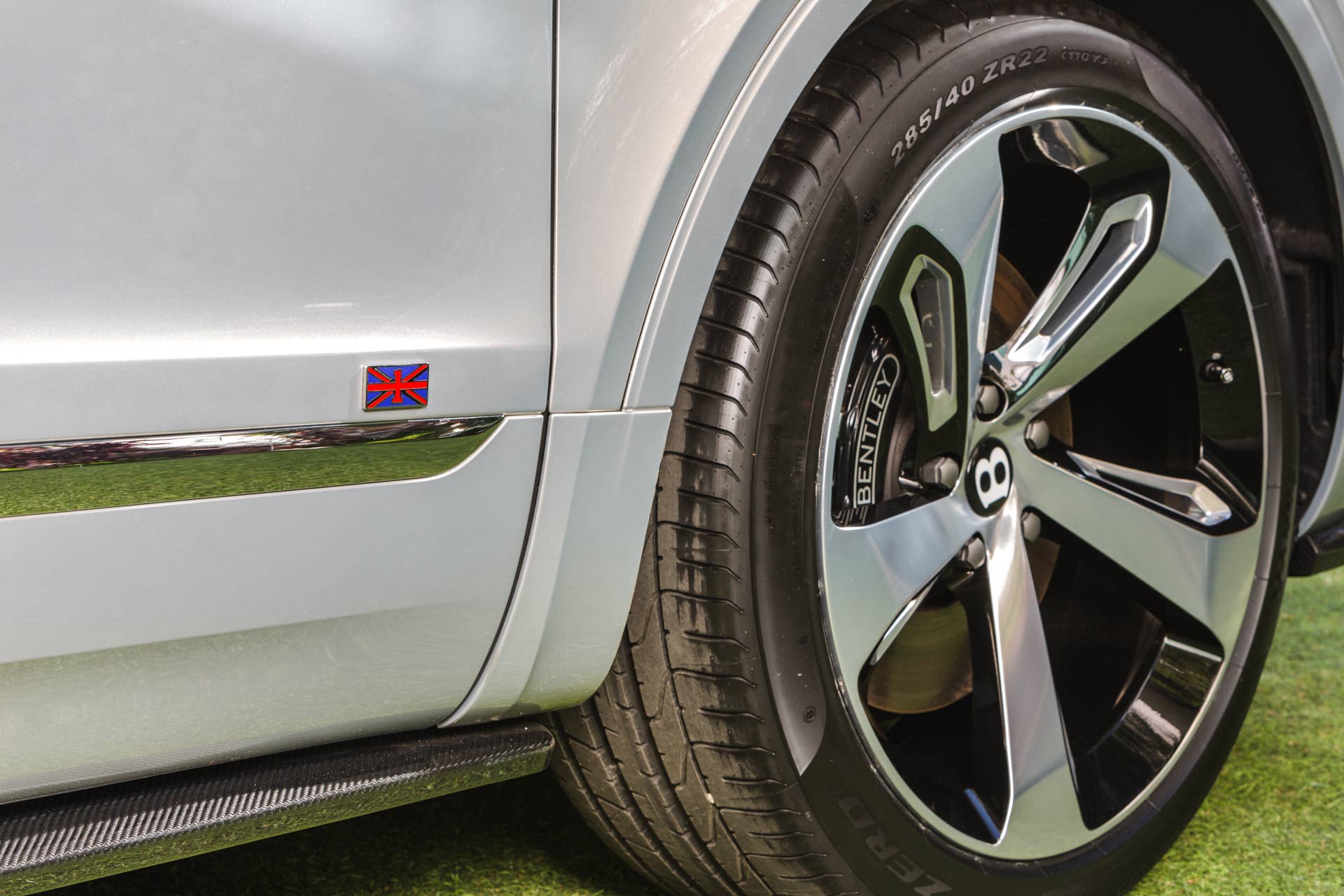 Bentley Bentayga First Edition front wheel